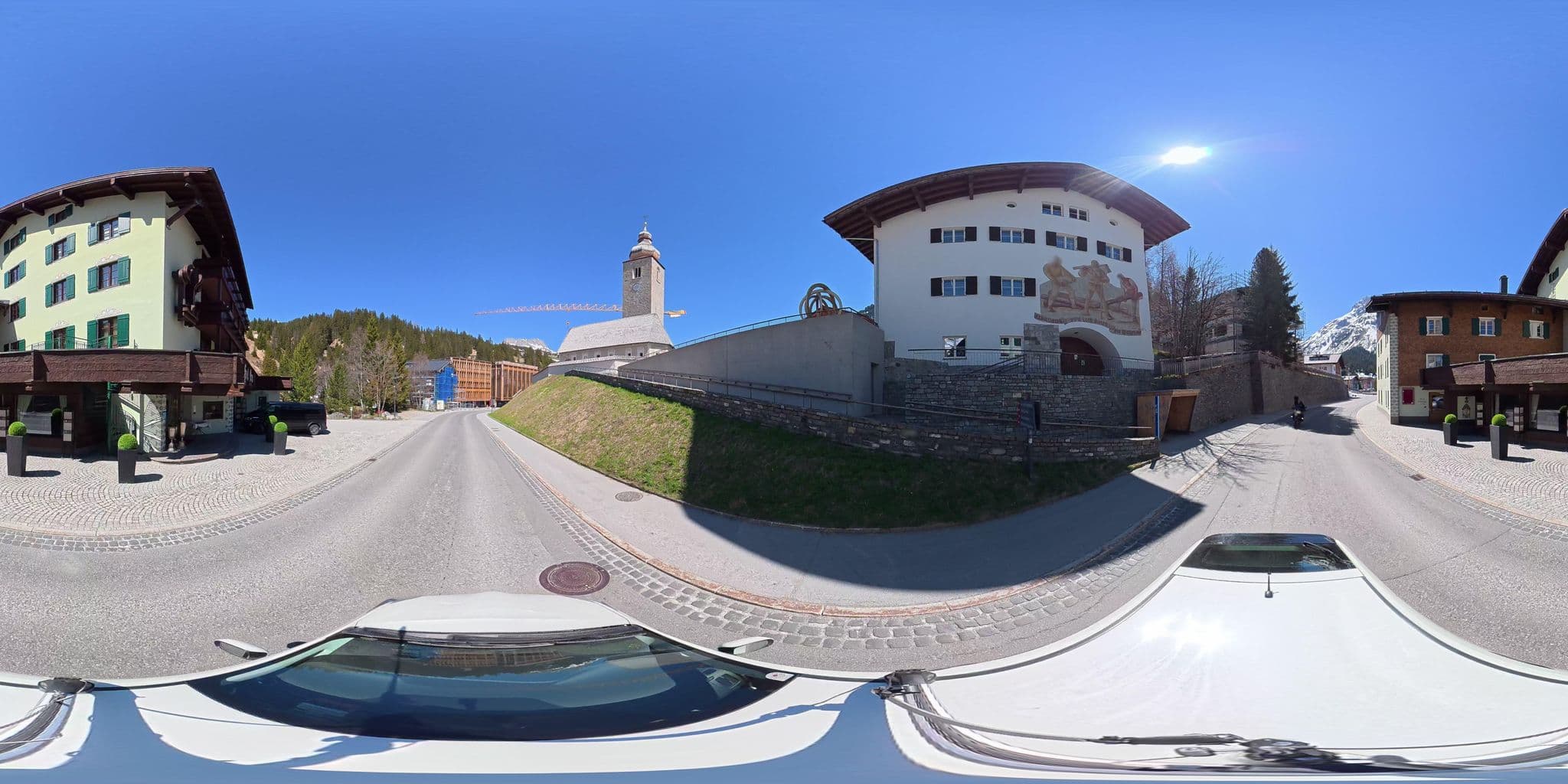 Street view near Romantik Hotel Krone, Lech — © osmplus_org (CC BY-SA · Mapillary)