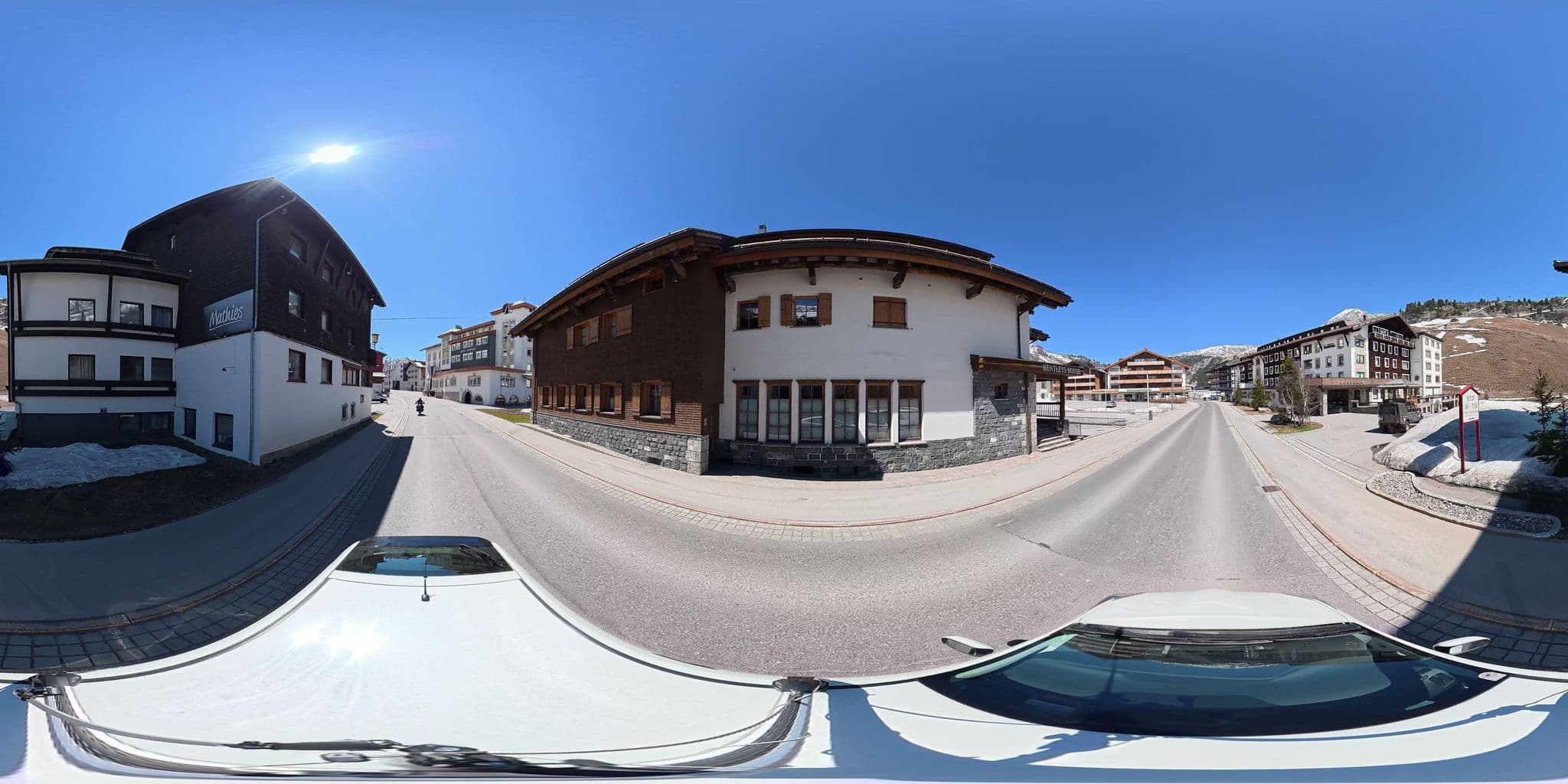 Street view near Thurnhers, Alpenhof O. und E. Thurnher, GmbH, Lech — © osmplus_org (CC BY-SA · Mapillary)
