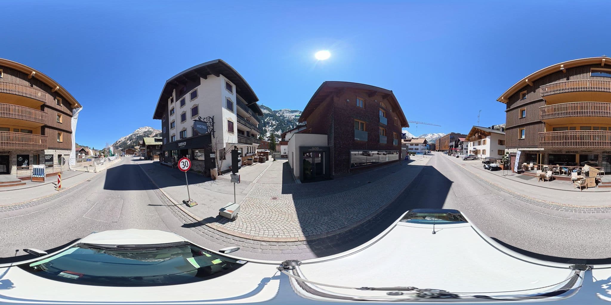 Street view near kamer 214, Lech — © osmplus_org (CC BY-SA · Mapillary)