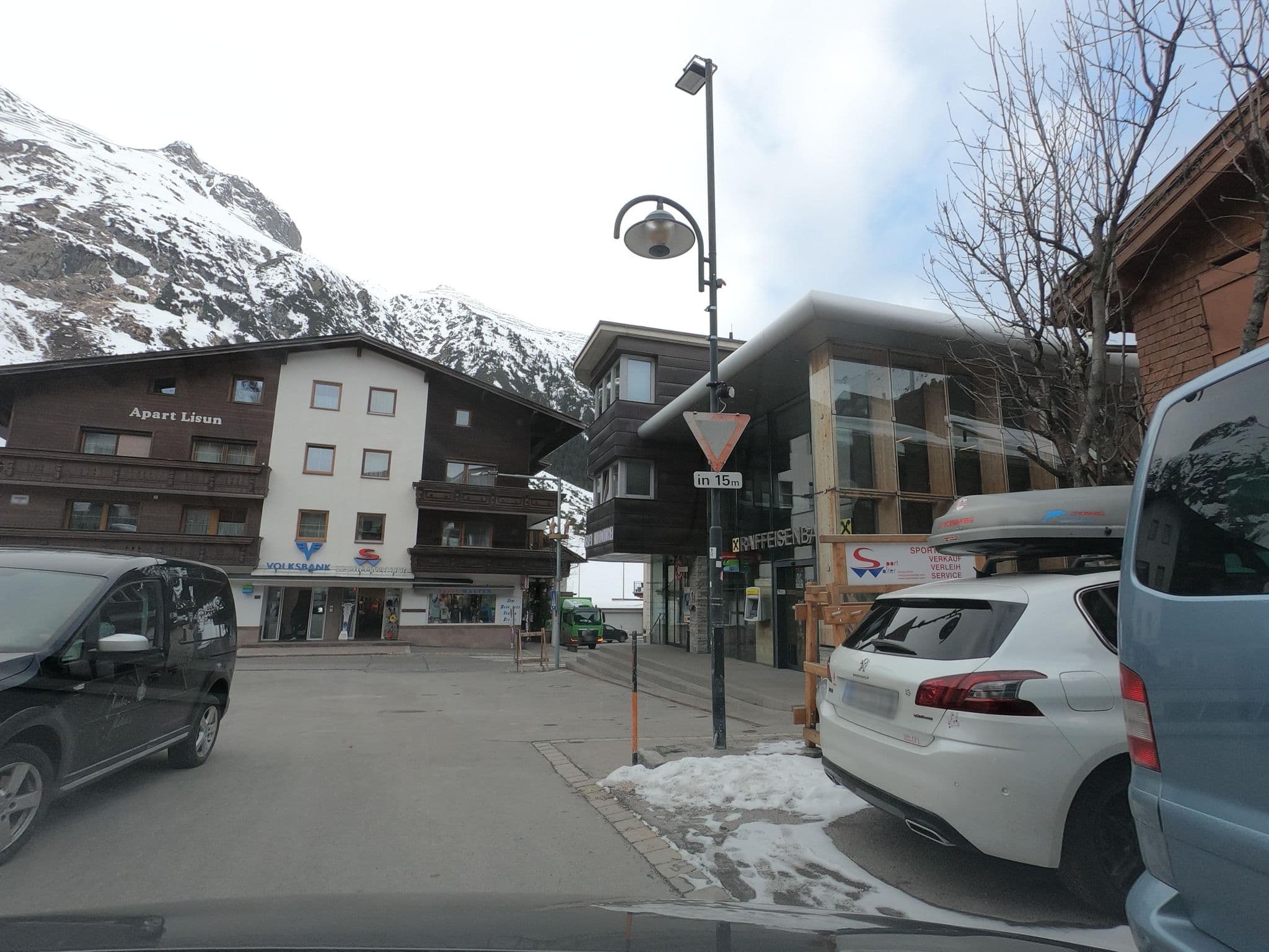 Street view near Superior Hotel Rössle, Ischgl — © frhh211 (CC BY-SA · Mapillary)