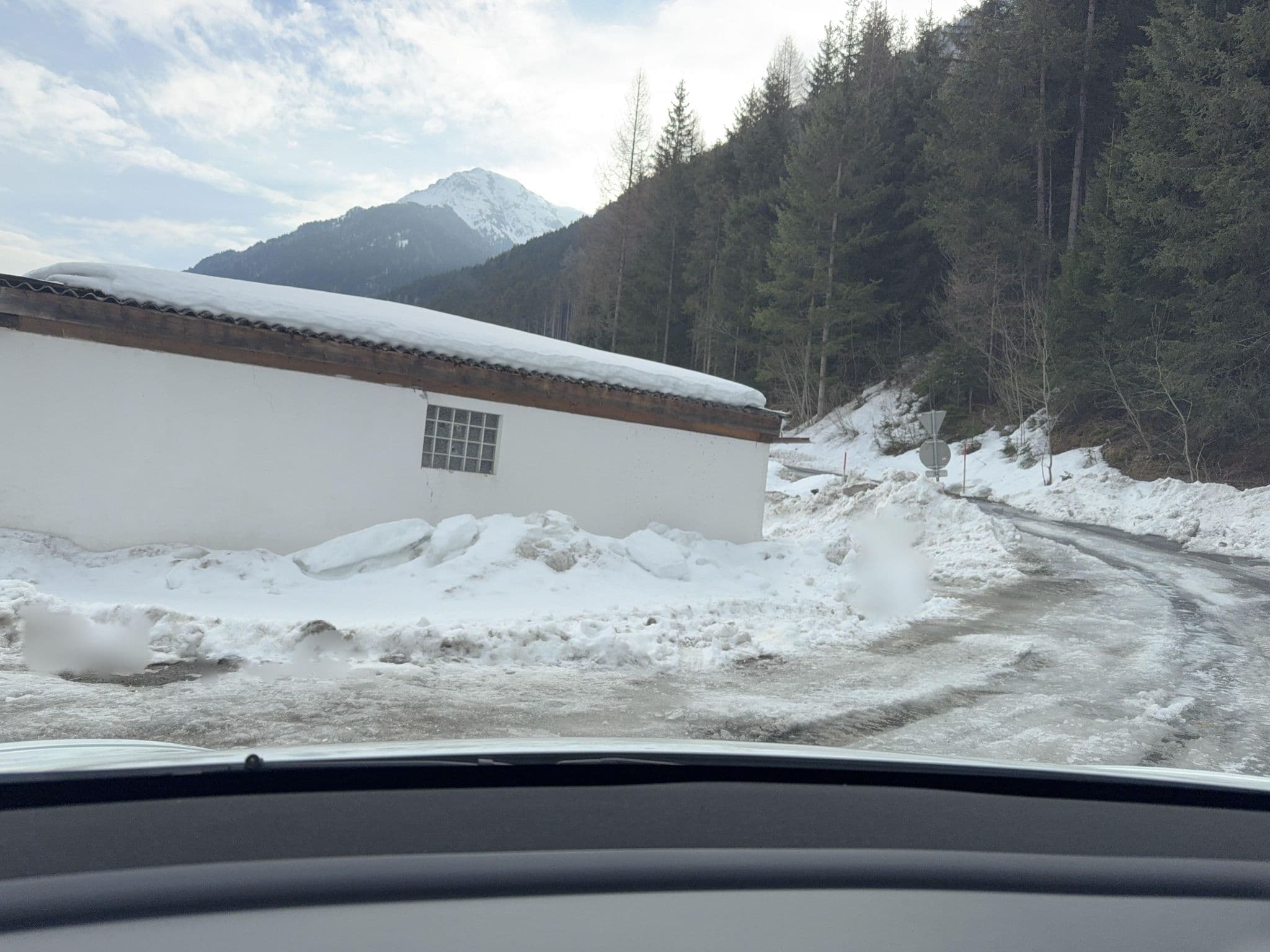 Street view near Hotel, Restaurant Hotel Nevada, Ischgl — © ottor (CC BY-SA · Mapillary)