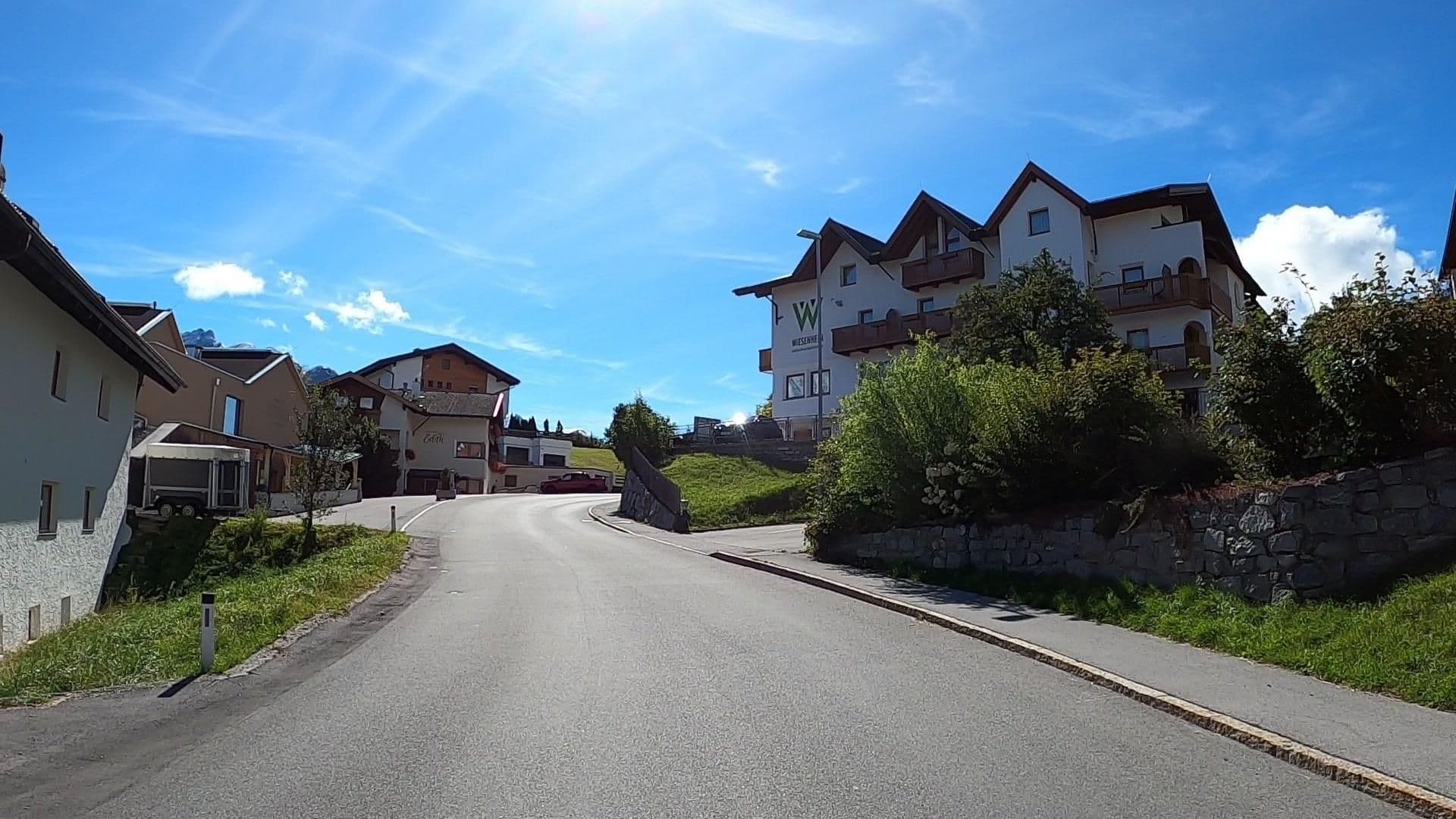 Street view near Haus Alpenrose, Fiss — © osmplus_org (CC BY-SA · Mapillary)