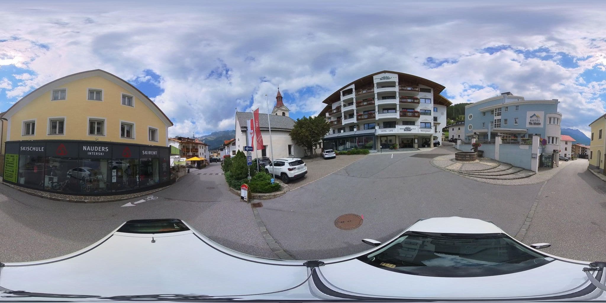 Street view near Berggasthof Norbertshöhe, Nauders — © osmplus_org (CC BY-SA · Mapillary)