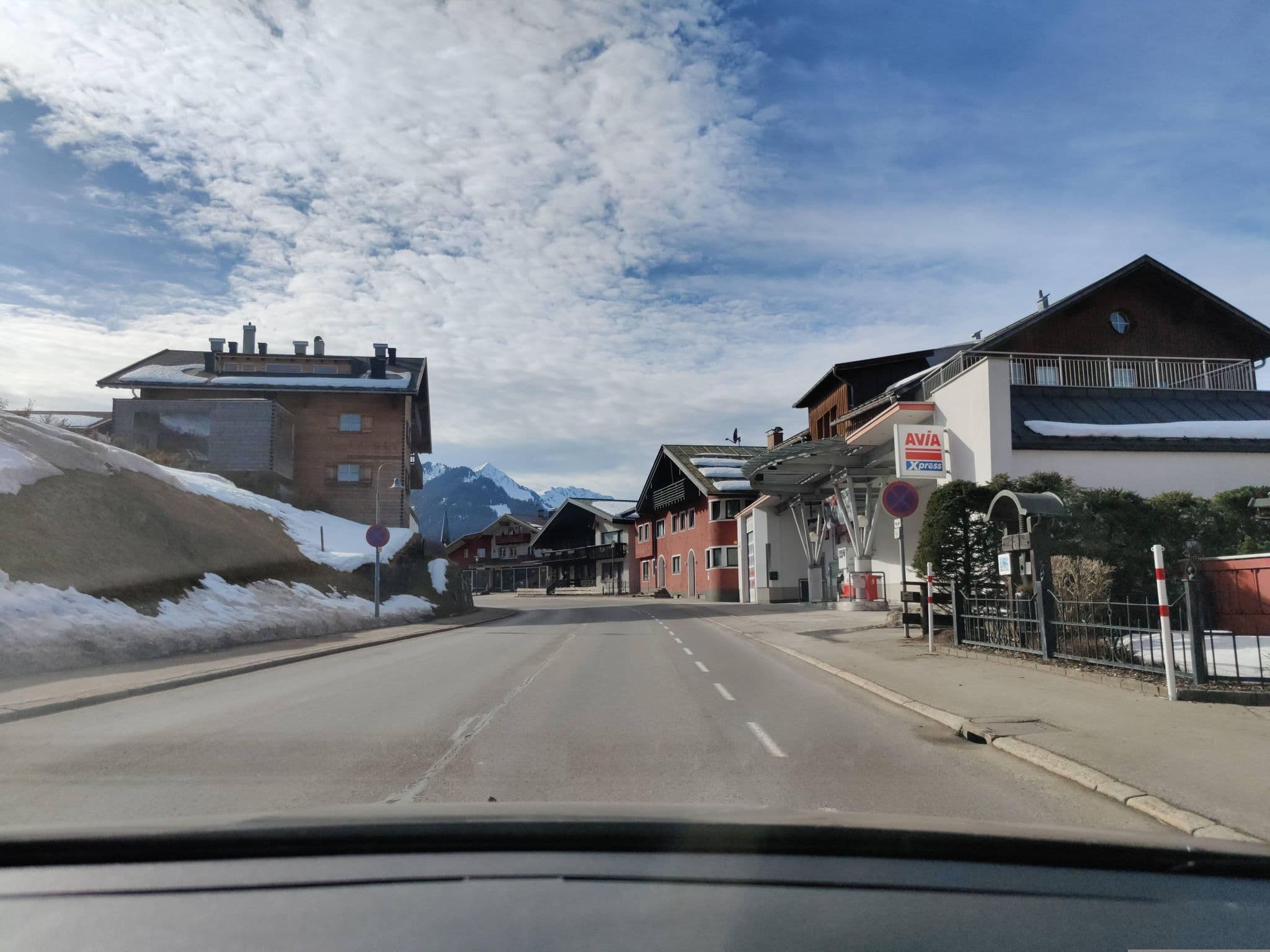 Street view near Oswalda Hus, Riezlern — © littlefool (CC BY-SA · Mapillary)