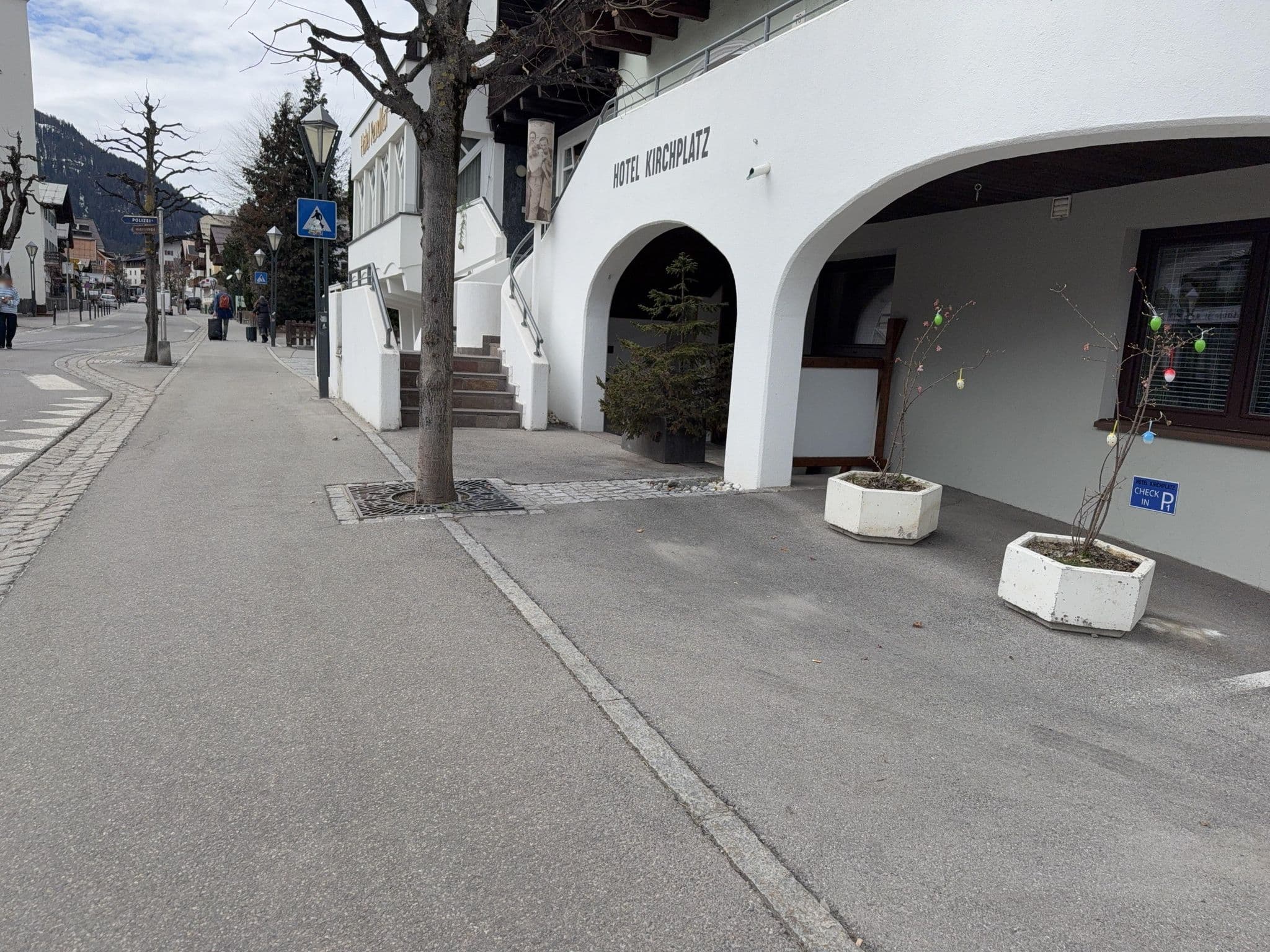 Street view near Pension Kirchplatz, St Anton am Arlberg — © RSTQ (CC BY-SA · Mapillary)