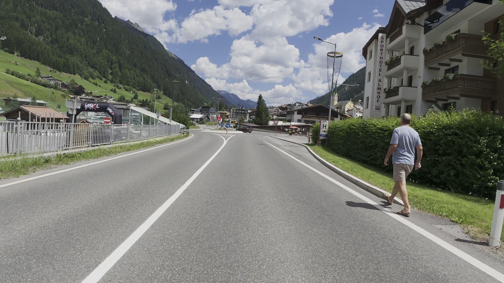 Street view near Sporthotel Almhof - Inh Emil Zangerl, Ischgl — © Guzzi_Franze (CC BY-SA · Mapillary)