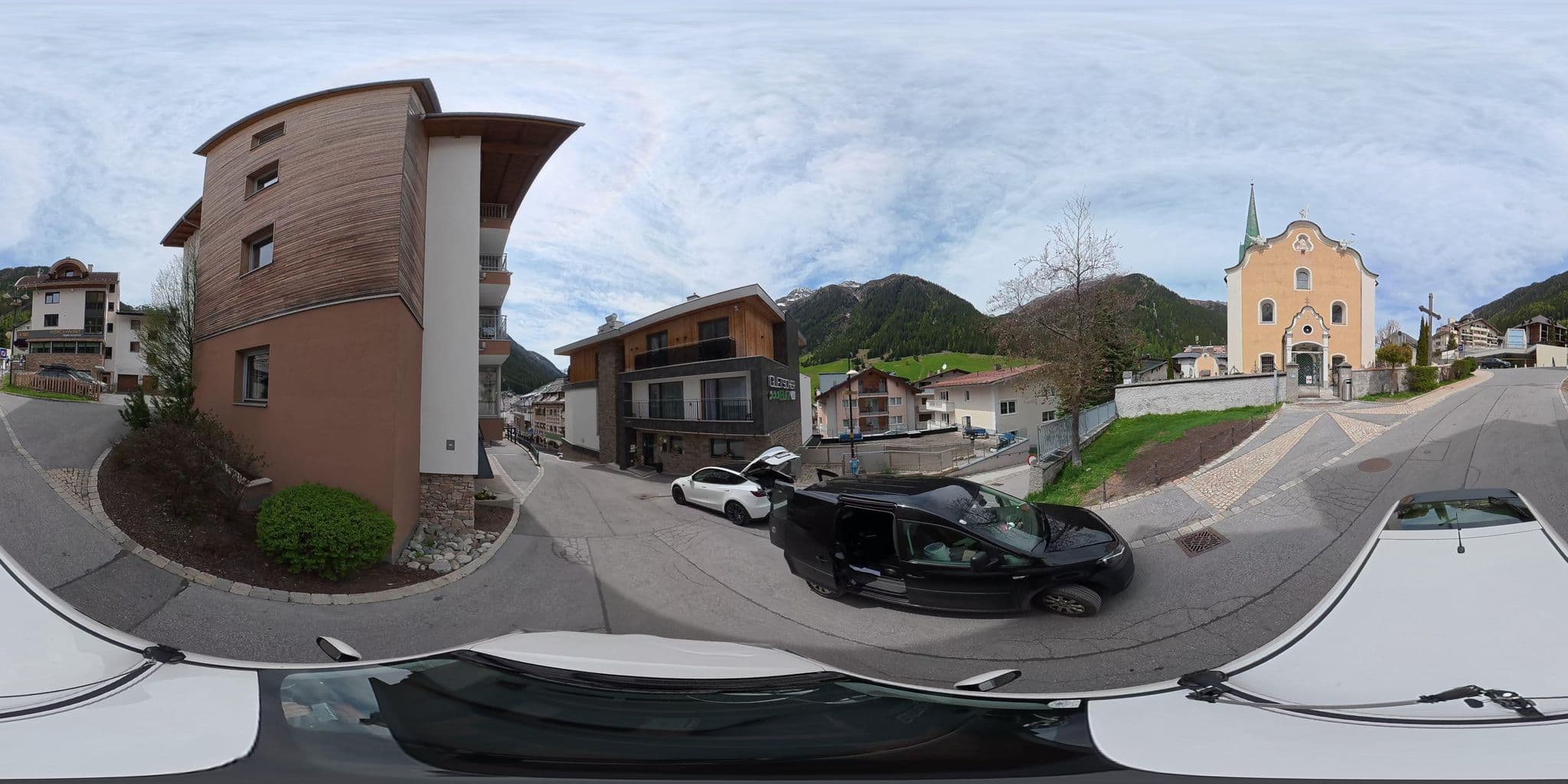Street view near Chalet Hotel Abendrot, Ischgl — © osmplus_org (CC BY-SA · Mapillary)