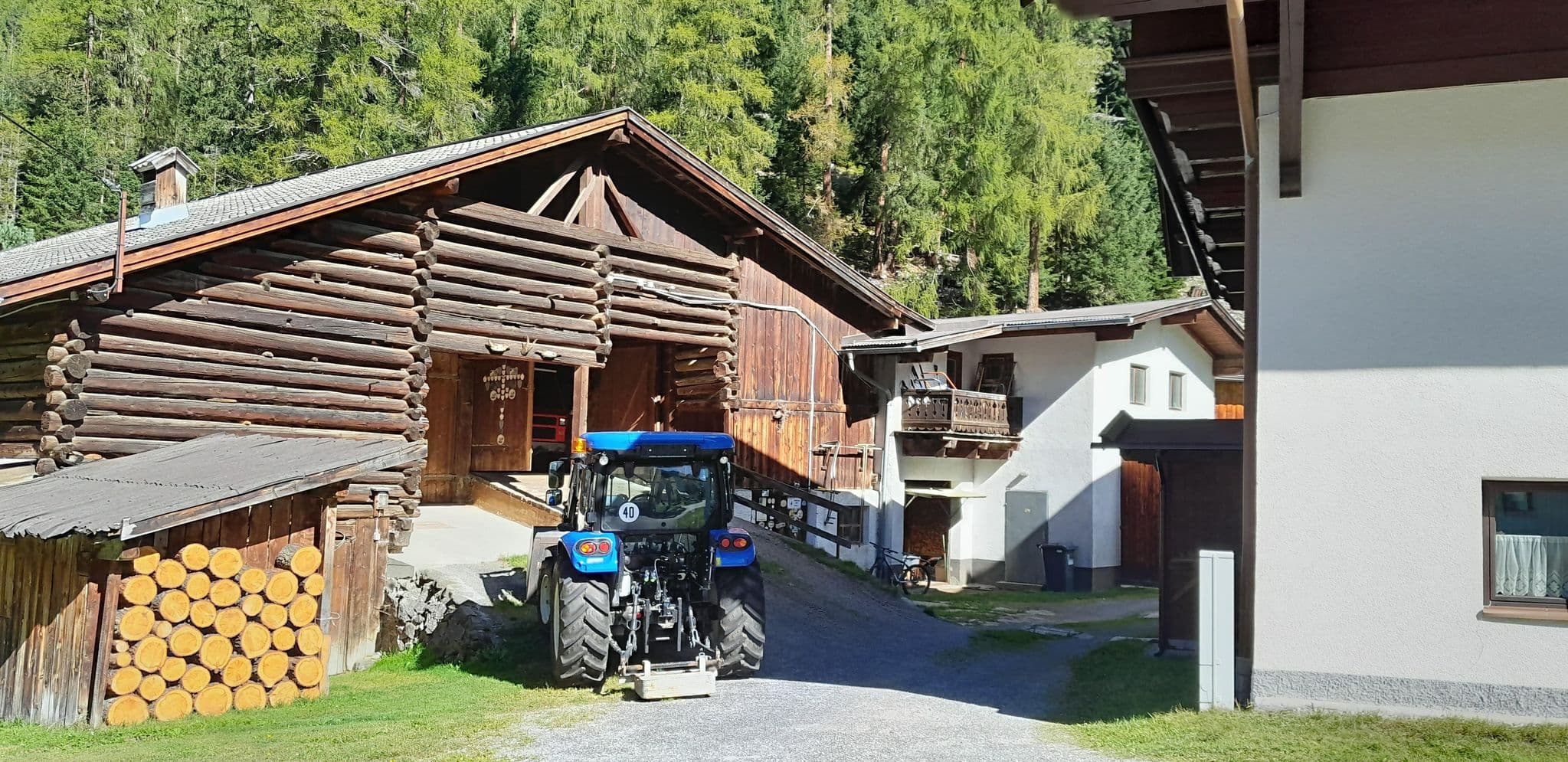 Street view near Landhaus Schöpf & Haus Alpina, Längenfeld — © frankvival (CC BY-SA · Mapillary)