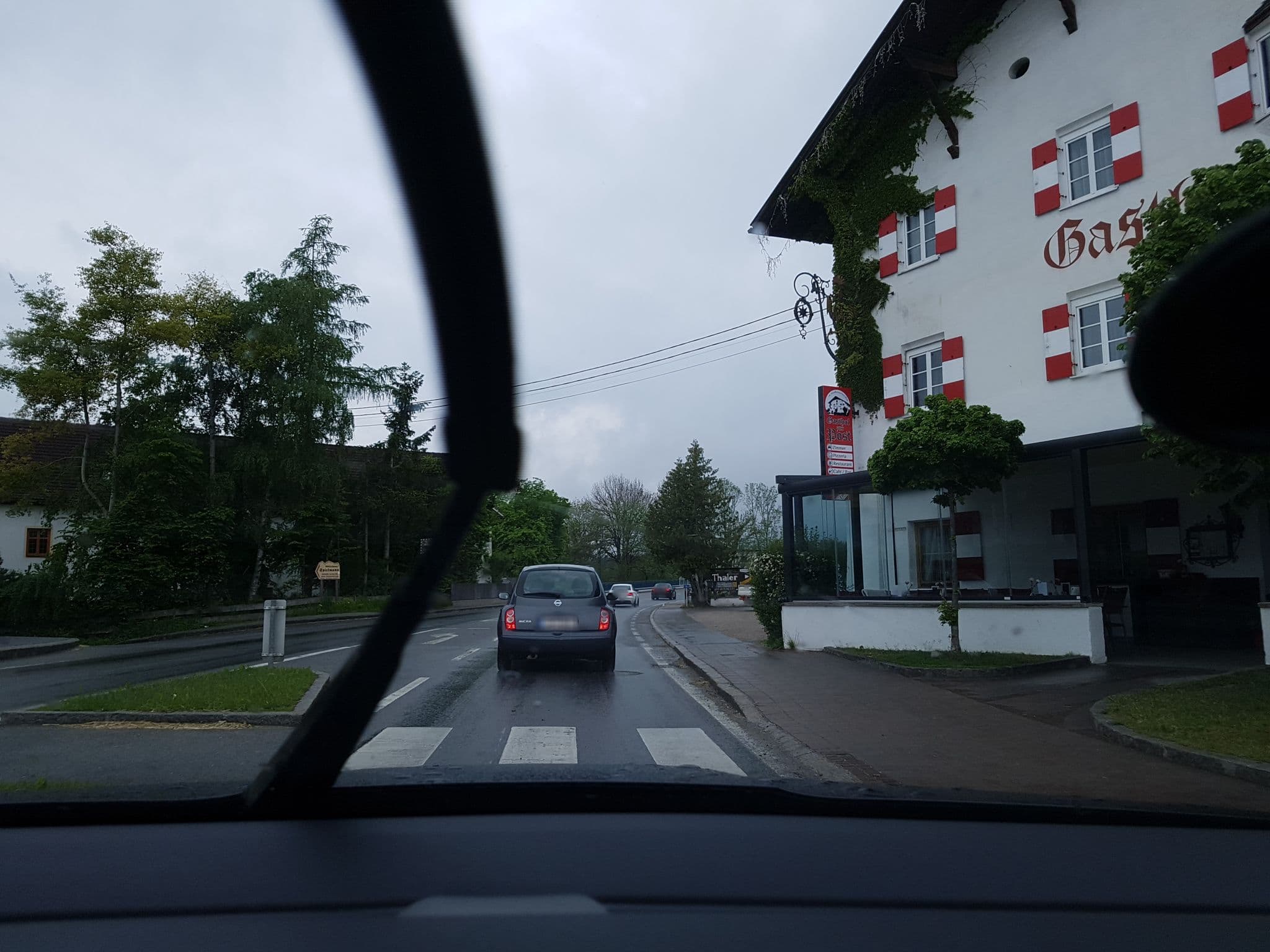 Street view near Gasthaus zur Post, Obermieming — © schermy_at (CC BY-SA · Mapillary)