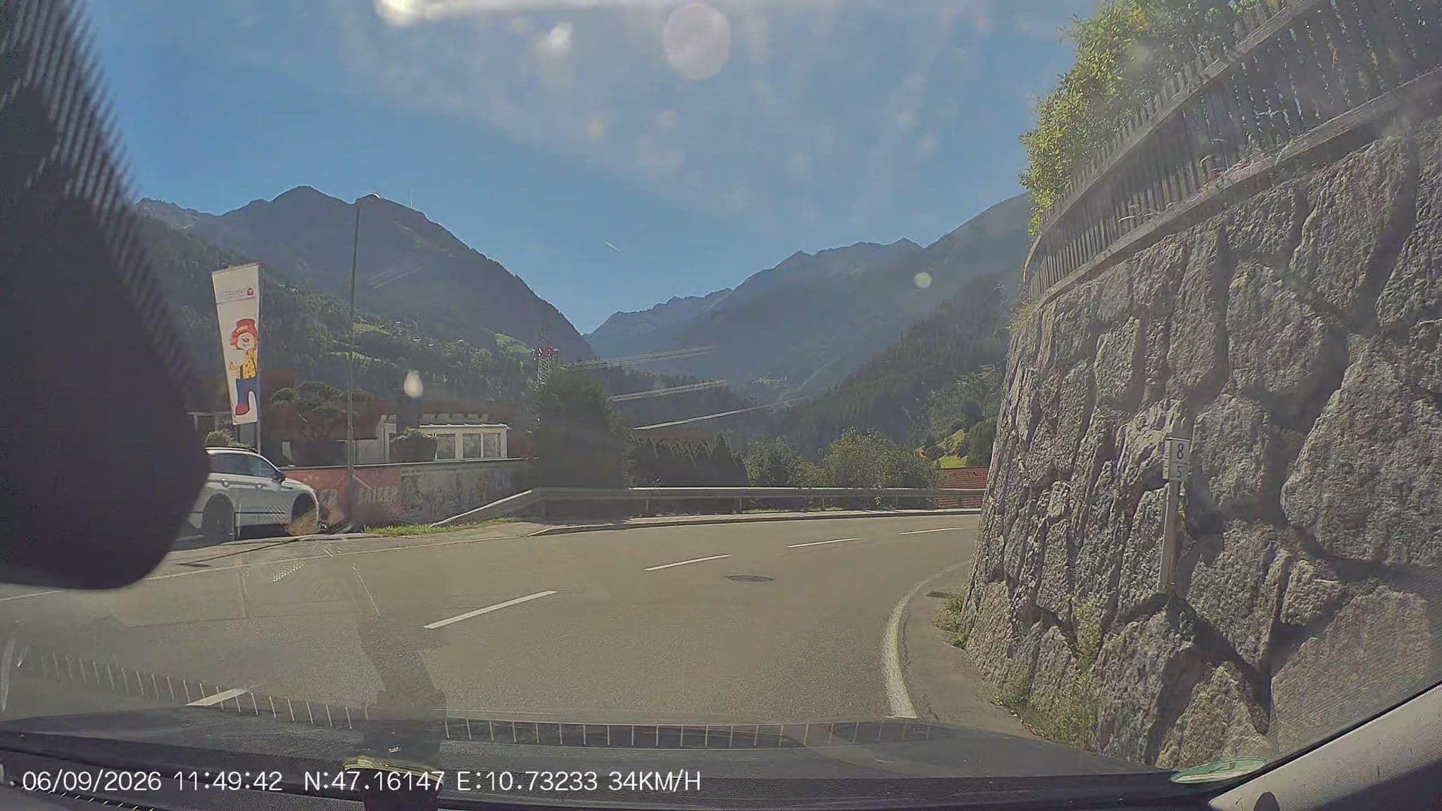Street view near Hotel Hochzeigerhaus, Wenns — © AR88 (CC BY-SA · Mapillary)