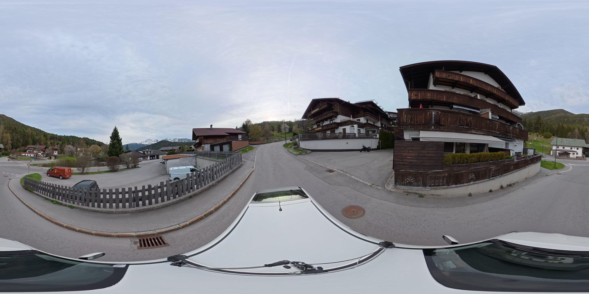 Street view near Gästehaus Edelweiss, Reith bei Seefeld — © osmplus_org (CC BY-SA · Mapillary)