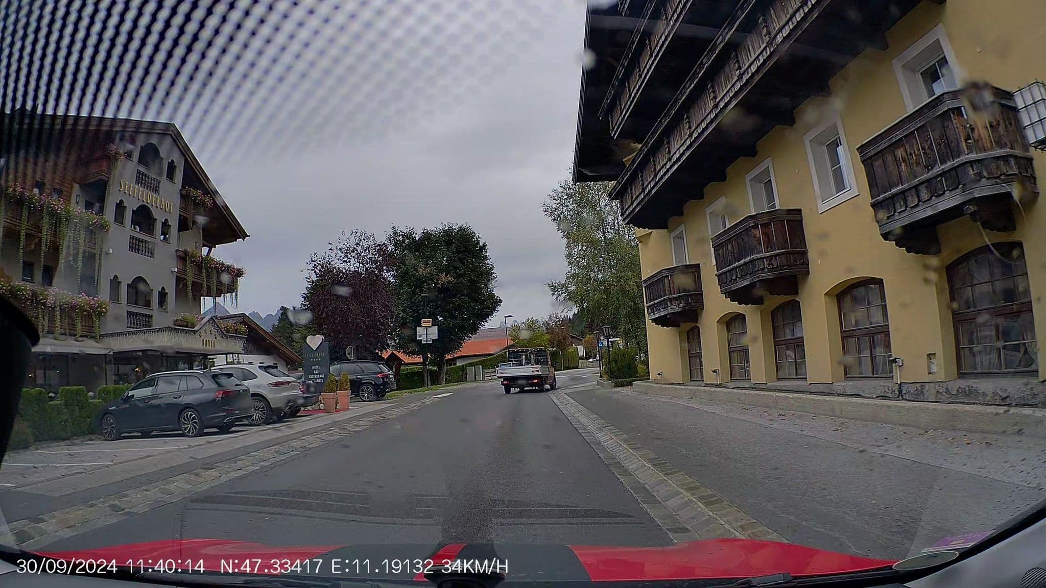 Street view near Hotel Seefelderhof - Urlaub in Tirol, Seefeld in Tirol — © AR88 (CC BY-SA · Mapillary)