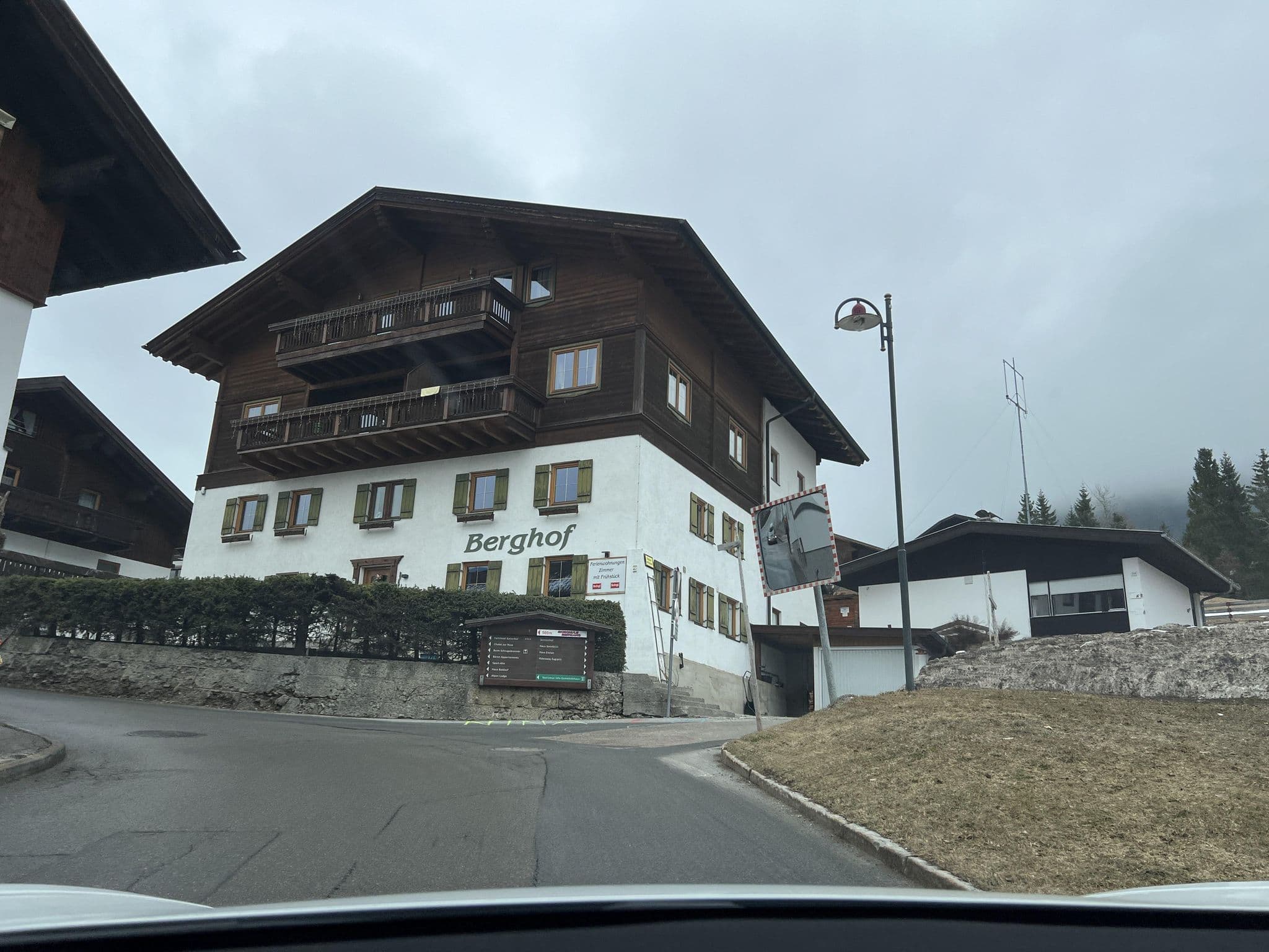 Street view near Pension Berghof, Höfen — © ottor (CC BY-SA · Mapillary)