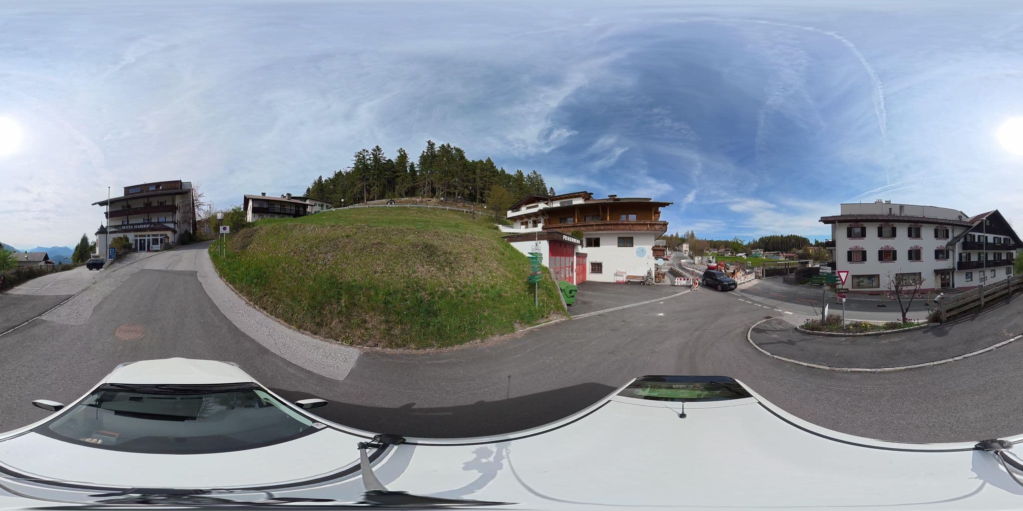 Street view near habhof mösern, Pettnau — © osmplus_org (CC BY-SA · Mapillary)