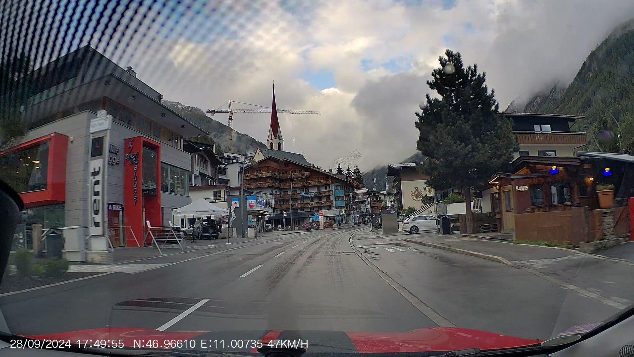 Street view near Alpenflora, Sölden — © AR88 (CC BY-SA · Mapillary)