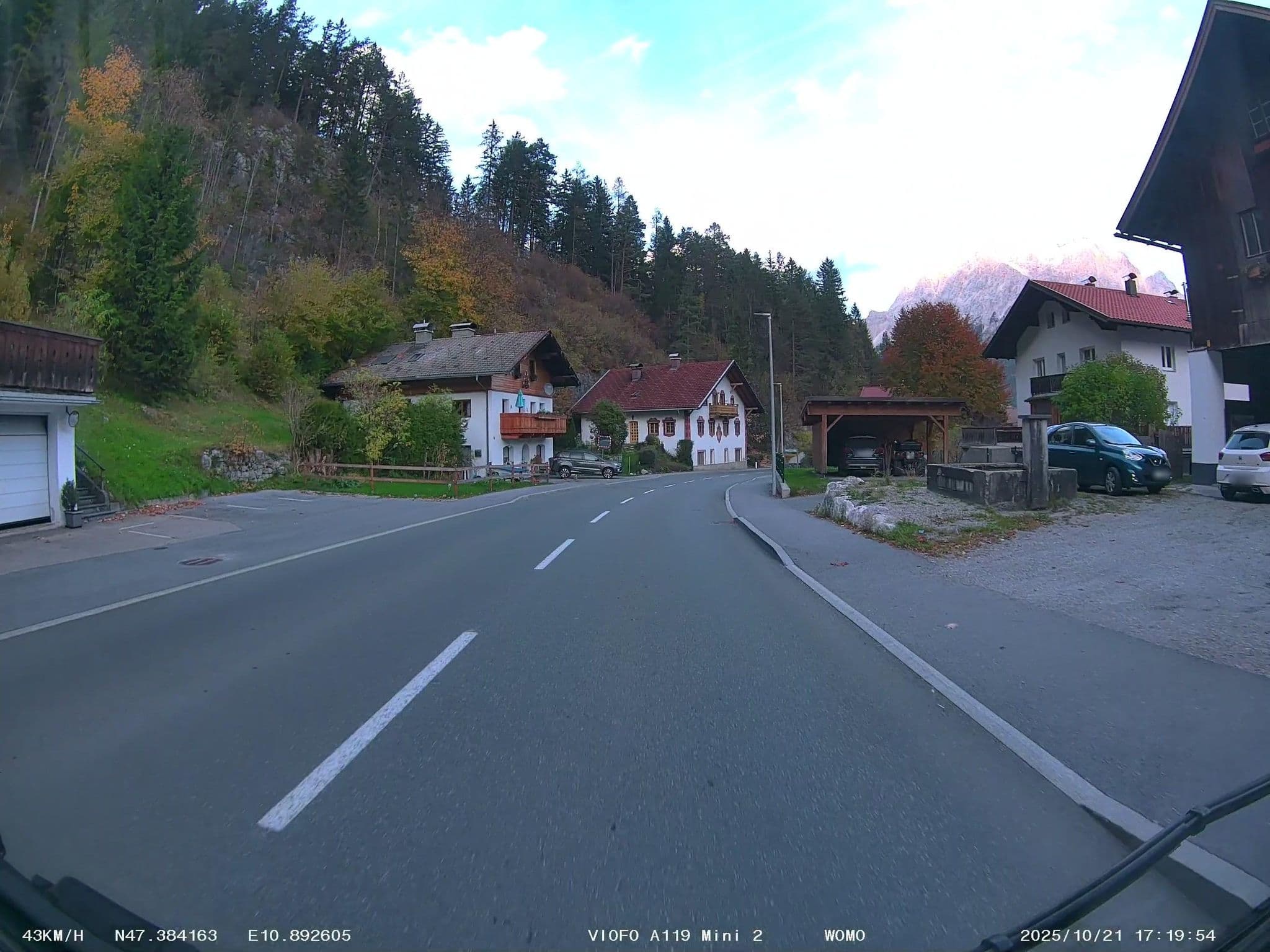 Street view near Haus Grünstein, Lermoos — © soulcover (CC BY-SA · Mapillary)