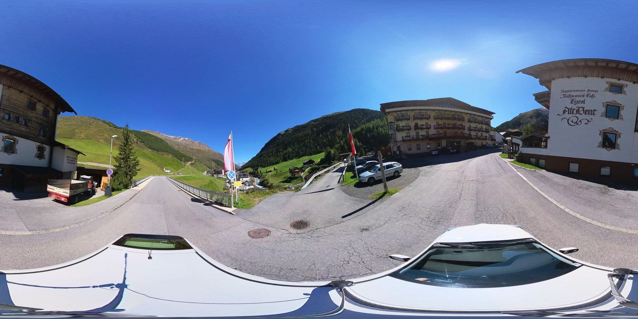 Street view near Familien Hotel Vent, Sölden — © osmplus_org (CC BY-SA · Mapillary)