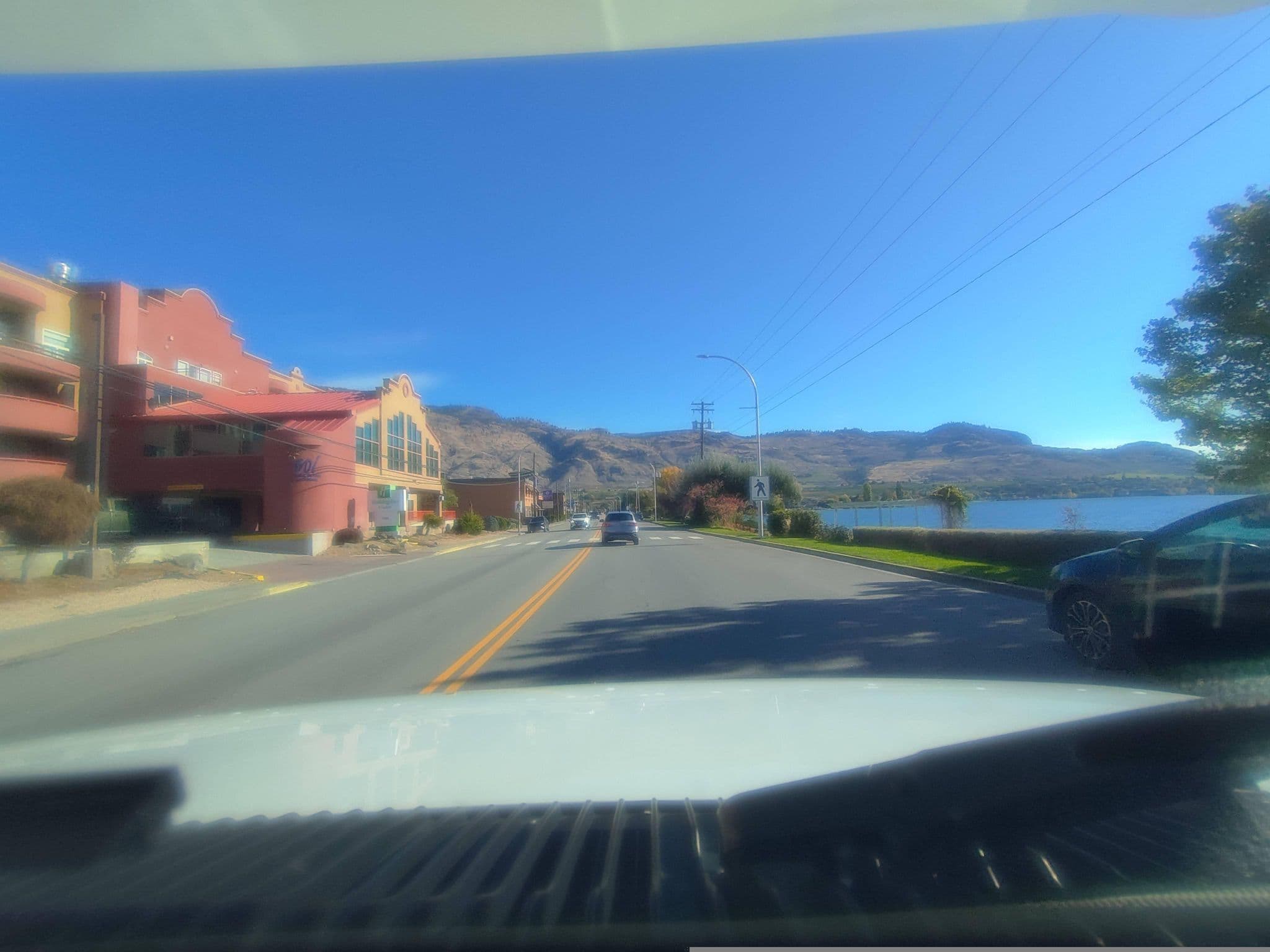 Street view near Holiday Inn & Suites Osoyoos, Osoyoos — © kibour (CC BY-SA · Mapillary)