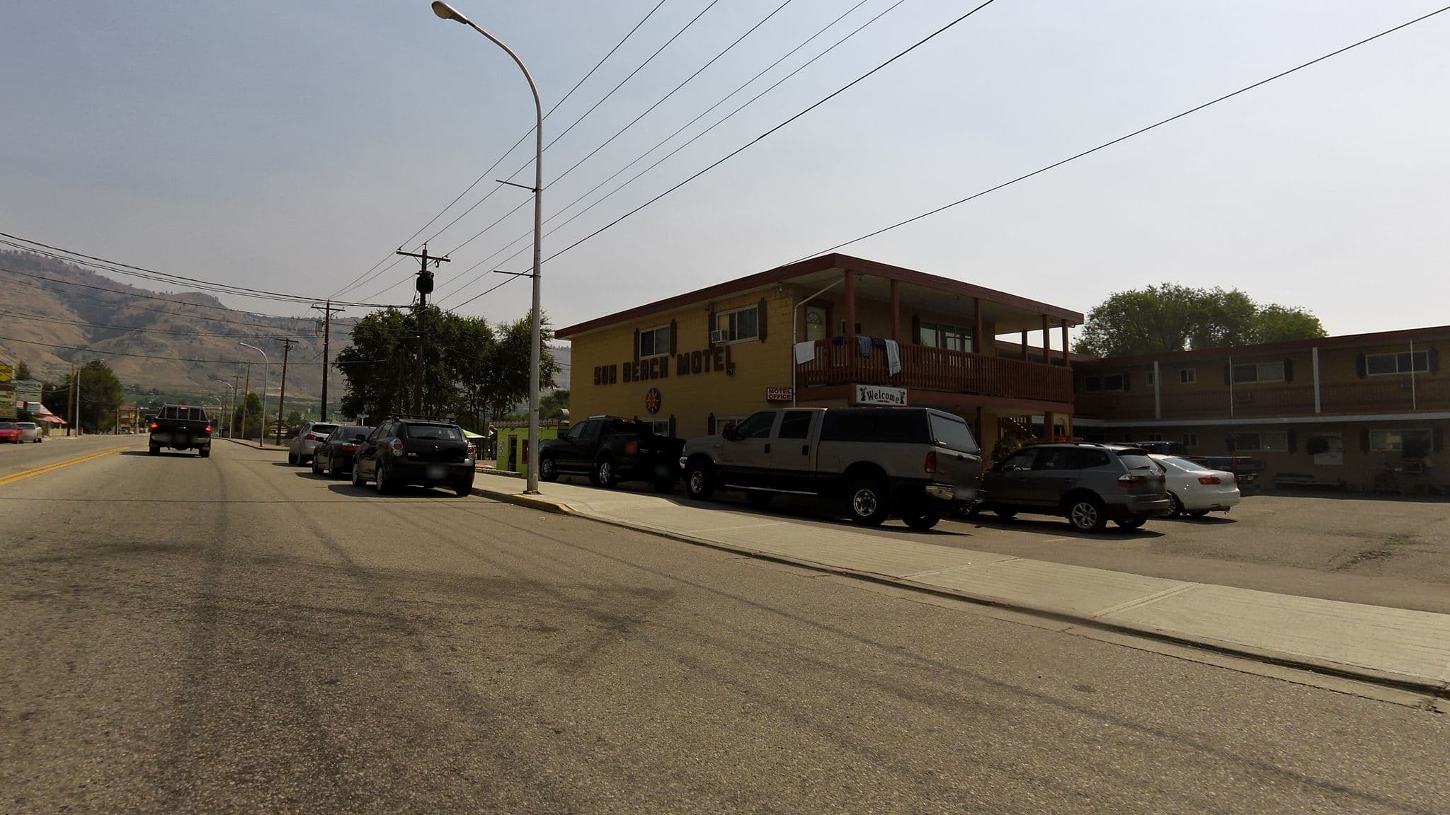Street view near Sun Beach Motel, Osoyoos — © rps333 (CC BY-SA · Mapillary)