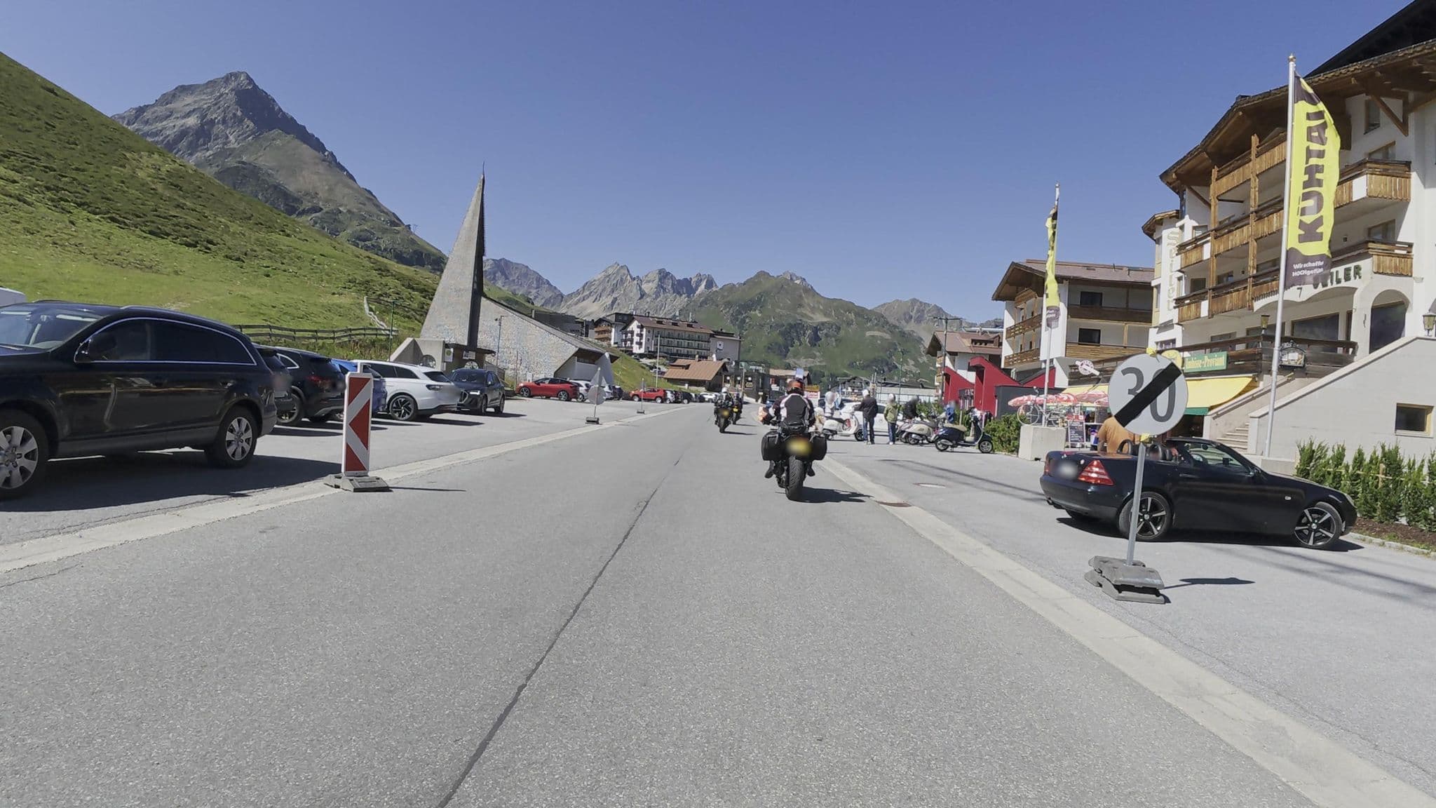 Street view near Sonne & Schnee in Kuehtai, Stams — © Guzzi_Franze (CC BY-SA · Mapillary)