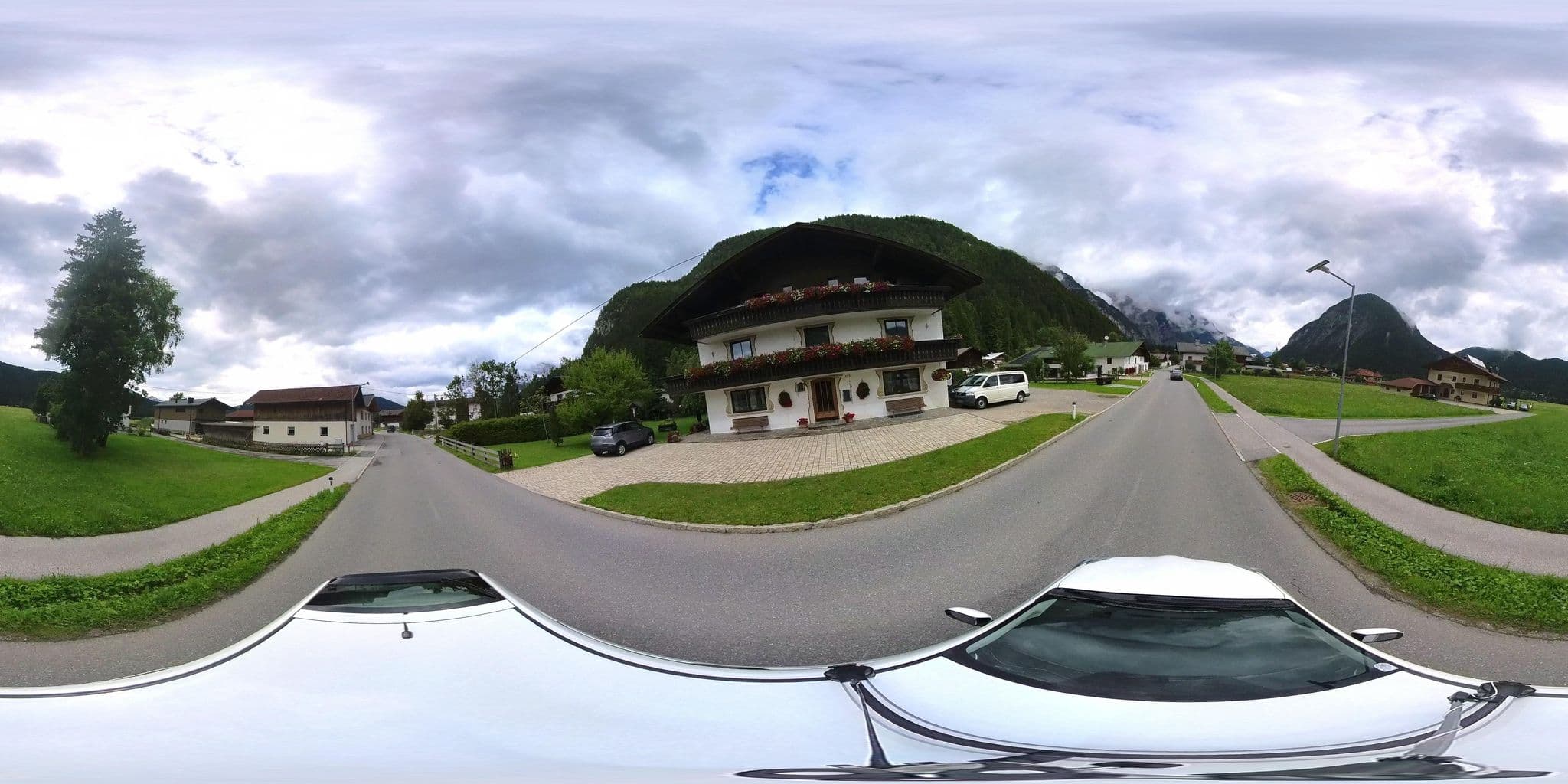 Street view near Ferienwohnungen Rauth, Leutasch — © osmplus_org (CC BY-SA · Mapillary)