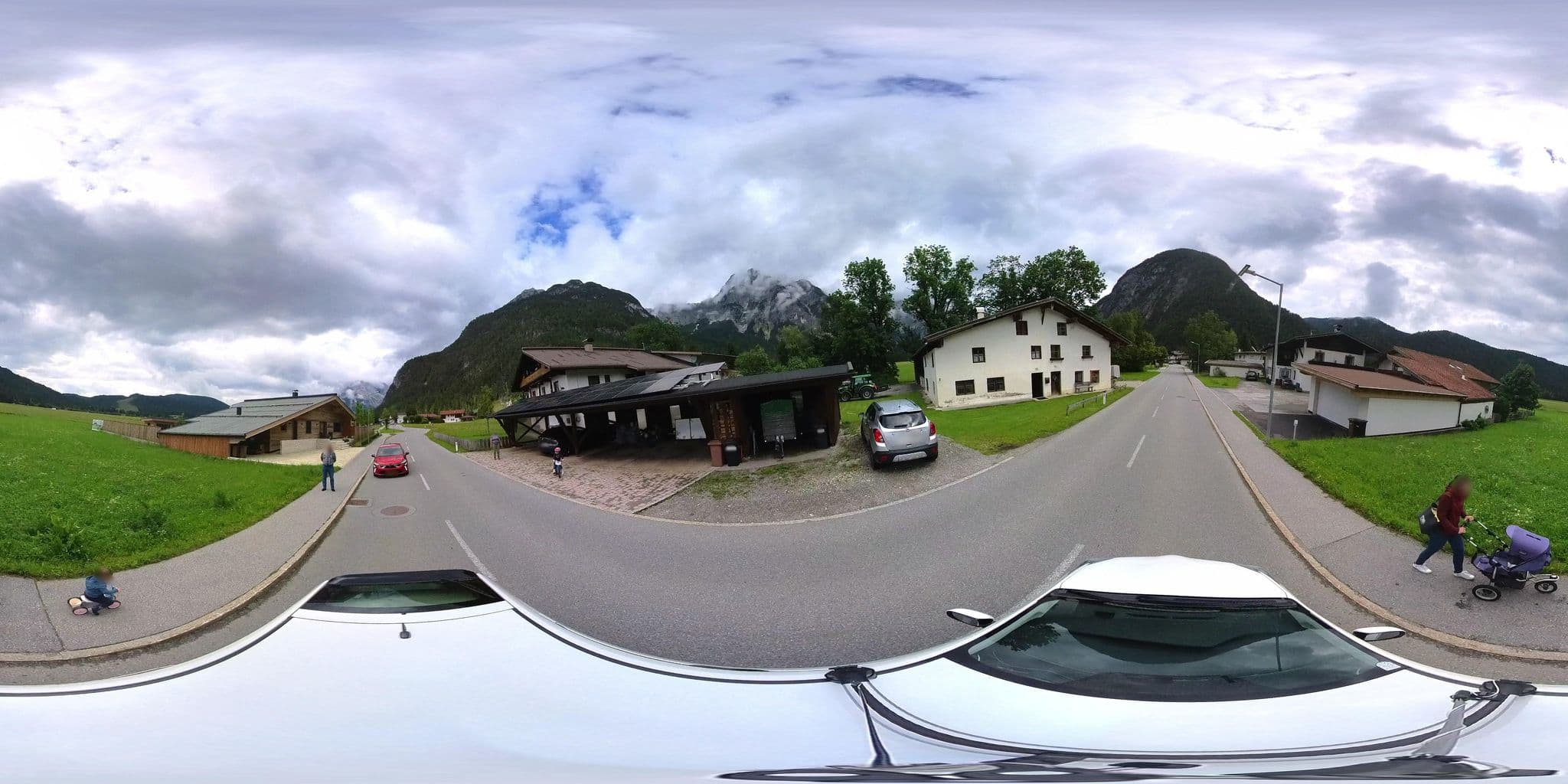 Street view near Ferienwohnungen Haus Olmarausch, Leutasch — © osmplus_org (CC BY-SA · Mapillary)