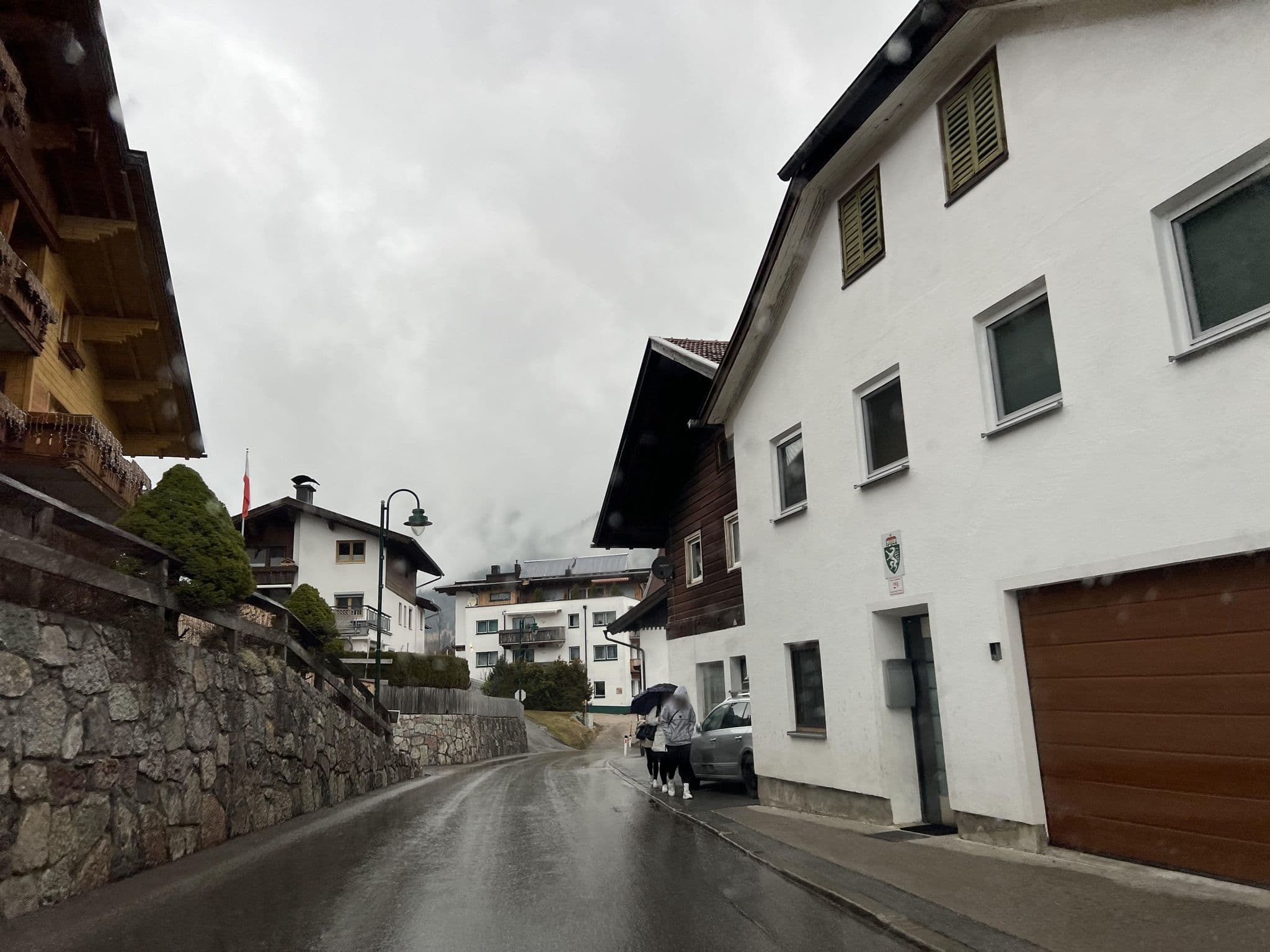 Street view near Hotel-Garni Alpenhof, Lermoos — © ottor (CC BY-SA · Mapillary)