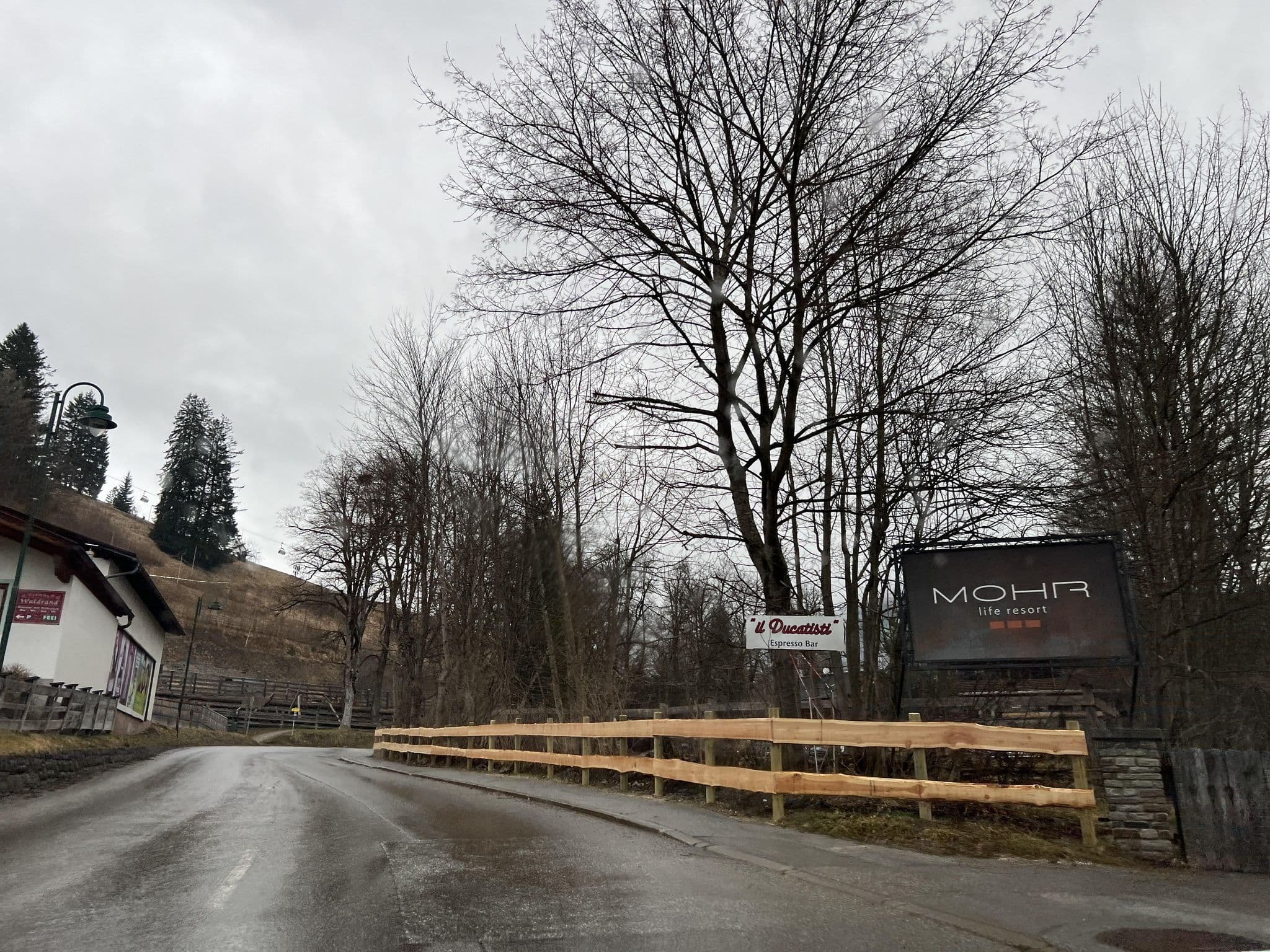 Street view near Haus Waldrand, Lermoos — © ottor (CC BY-SA · Mapillary)
