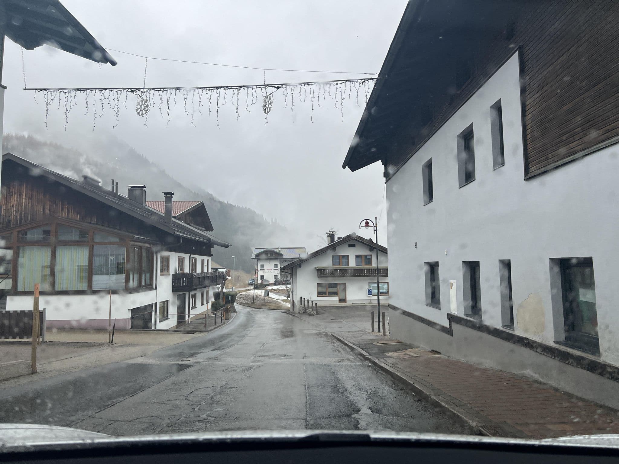 Street view near Ausfernerhof, Höfen — © ottor (CC BY-SA · Mapillary)