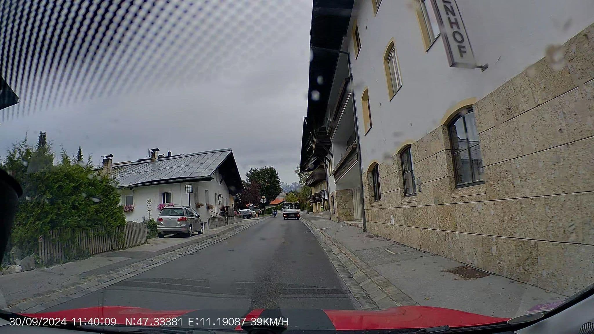 Street view near Hotel Tyrol-Alpenhof, Seefeld in Tirol — © AR88 (CC BY-SA · Mapillary)