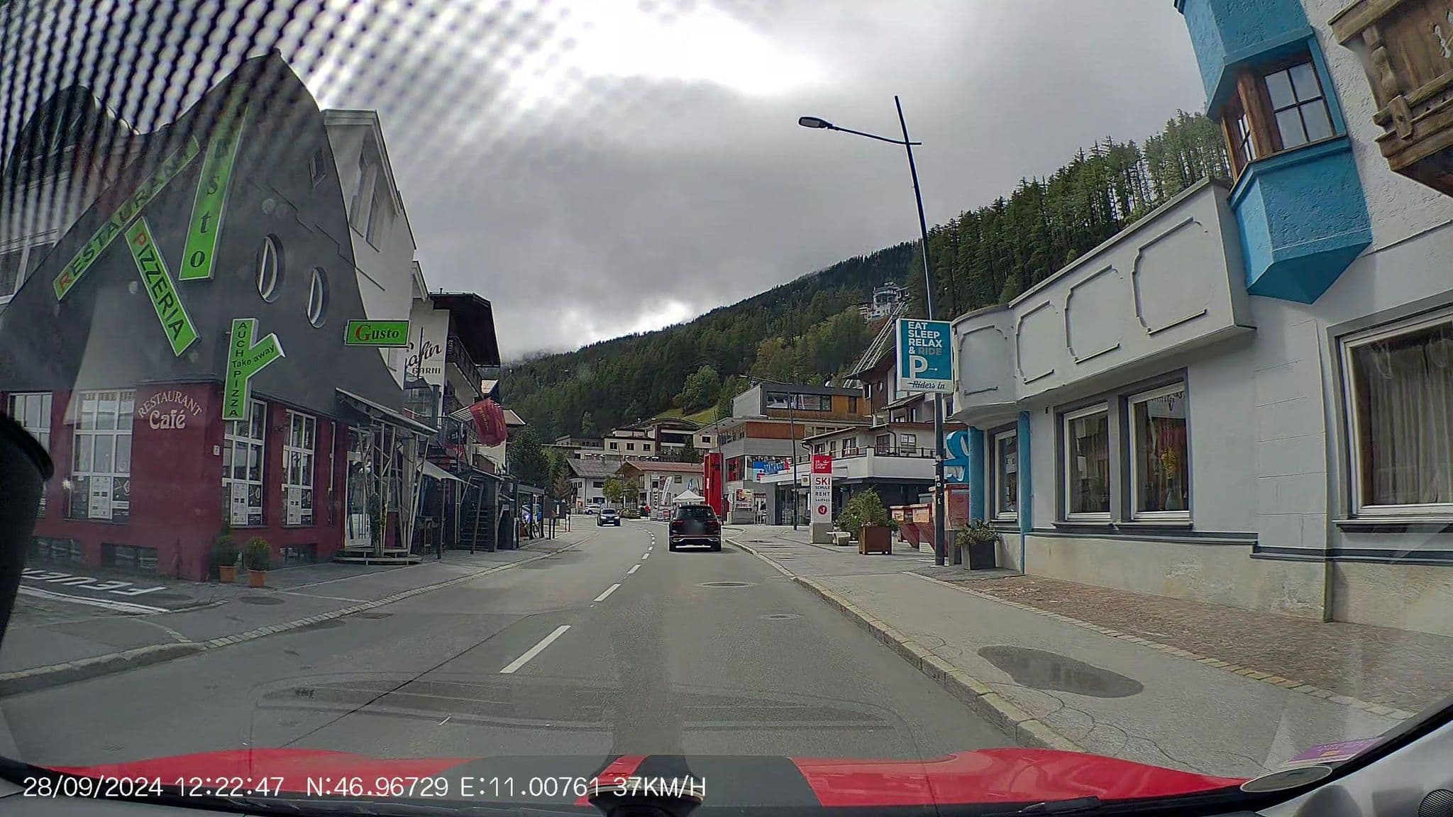 Street view near Hotel Serafin, Sölden — © AR88 (CC BY-SA · Mapillary)