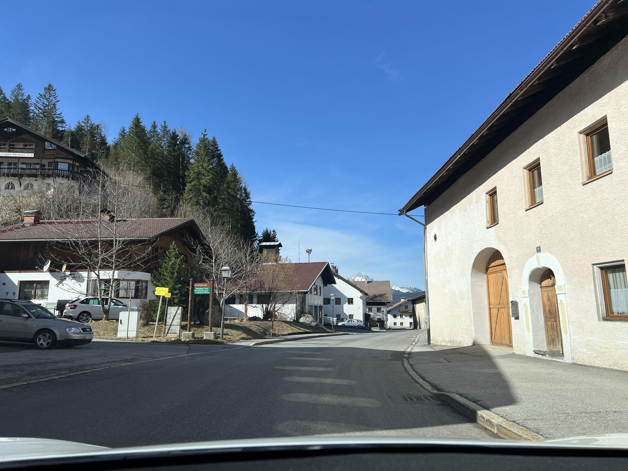 Street view near Gasthaus Traube Apartment, Lermoos — © ottor (CC BY-SA · Mapillary)