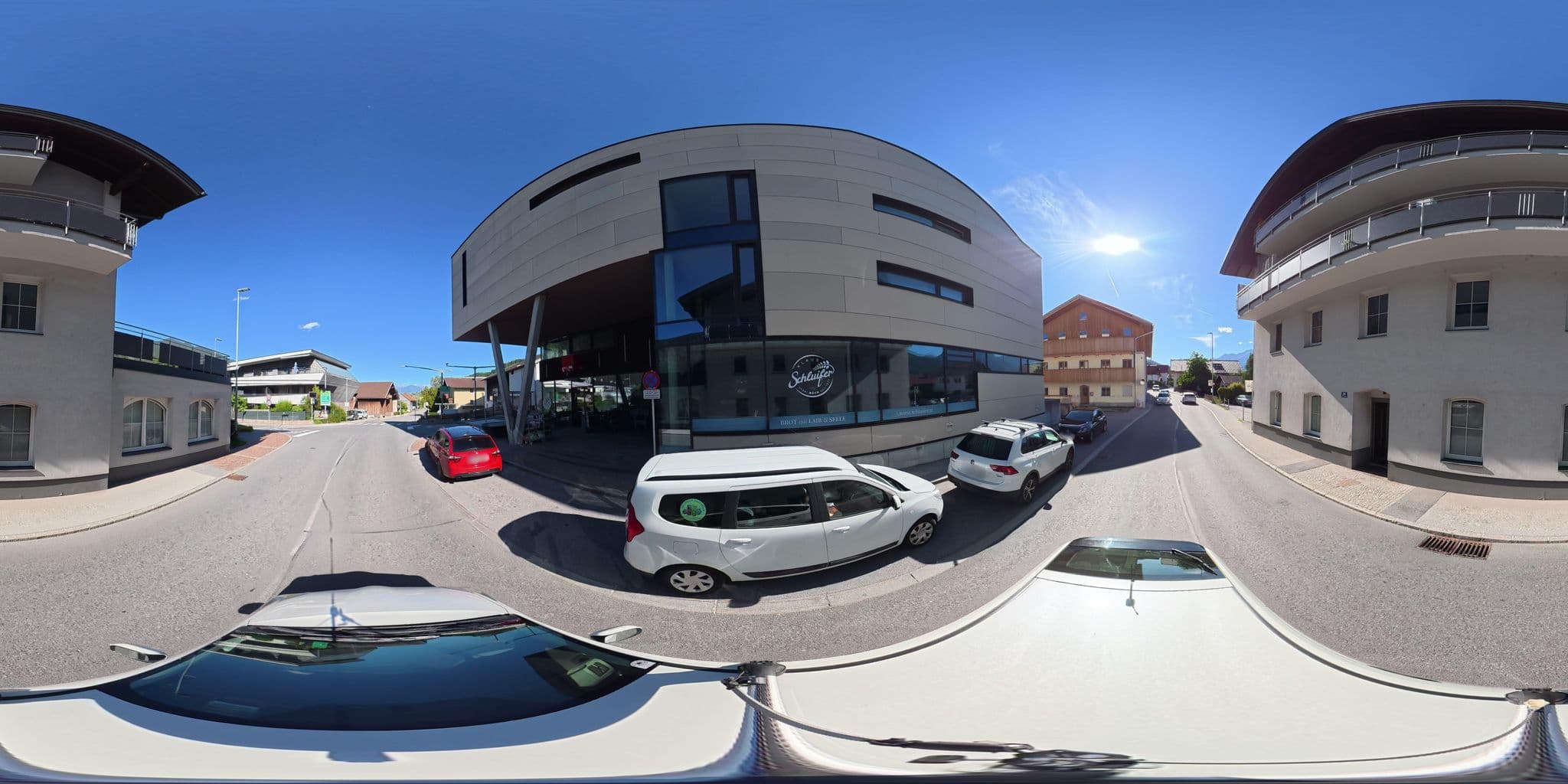Street view near Gasthaus Traube, Hatting — © osmplus_org (CC BY-SA · Mapillary)