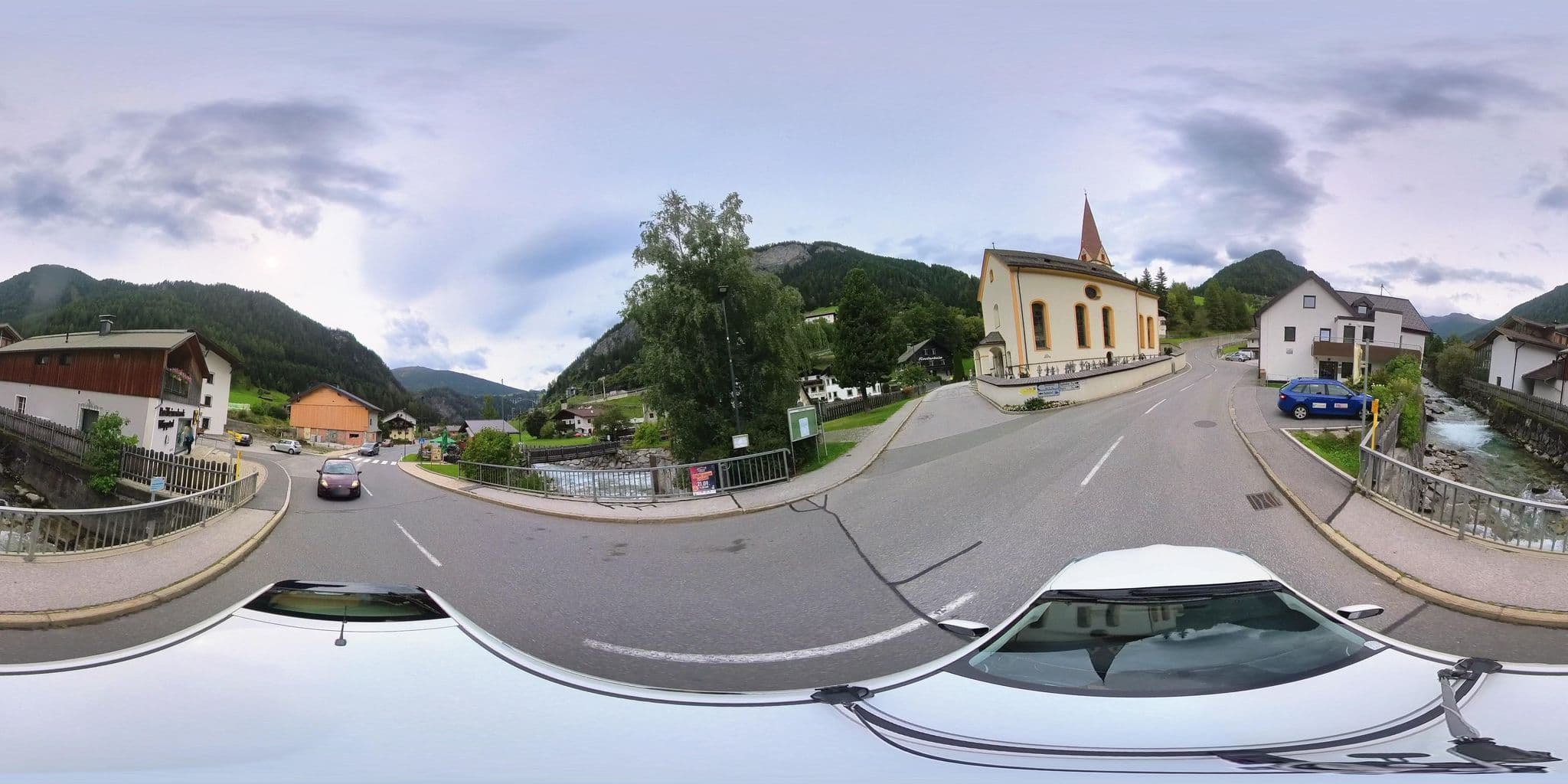 Street view near Das Lamm Bergsteigerhotel, Gries am Brenner — © osmplus_org (CC BY-SA · Mapillary)