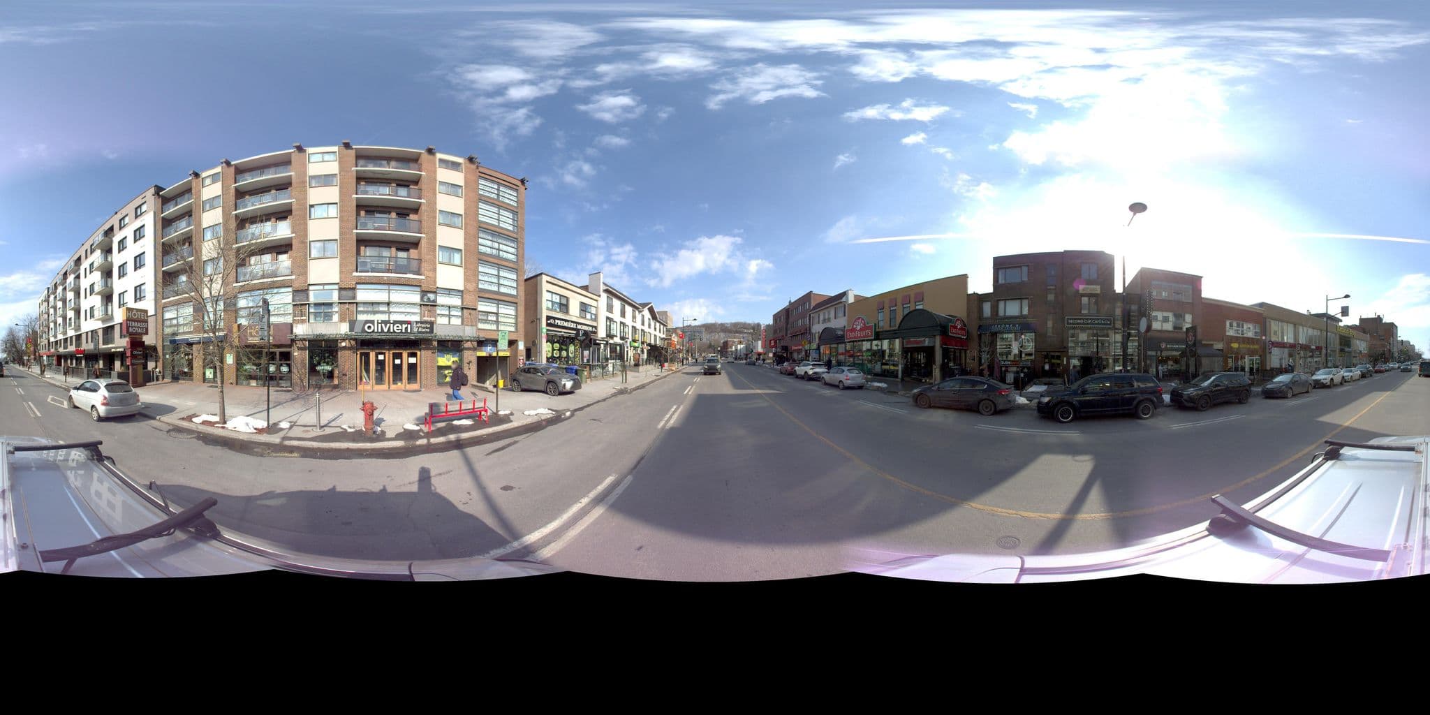 Street view near Hotel Terrasse Royale, Snowdon — © VdM (CC BY-SA · Mapillary)