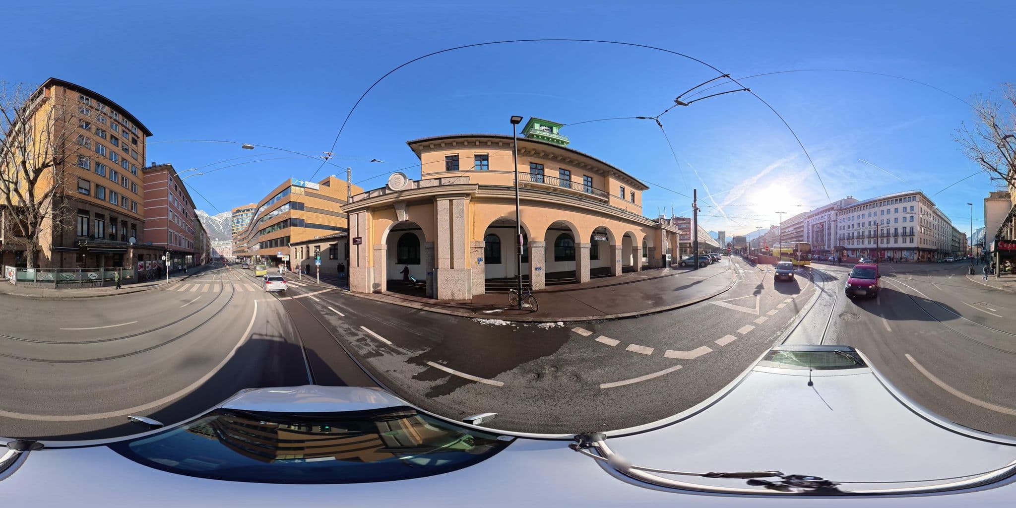 Street view near Boardinghouse Südtirolerplatz, Innsbruck — © osmplus_org (CC BY-SA · Mapillary)