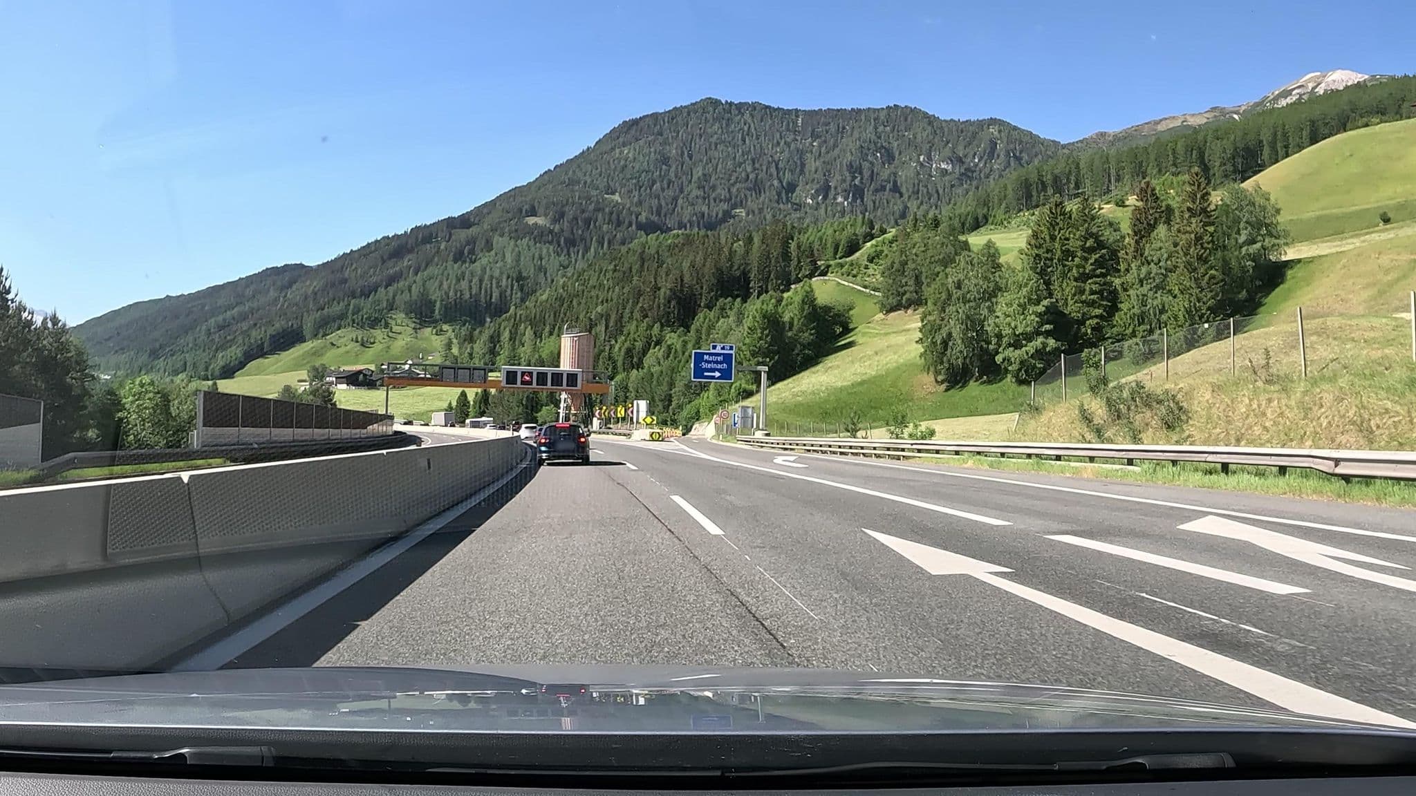 Street view near Gasthaus Bildhauer, Steinach am Brenner — © stefanro74 (CC BY-SA · Mapillary)