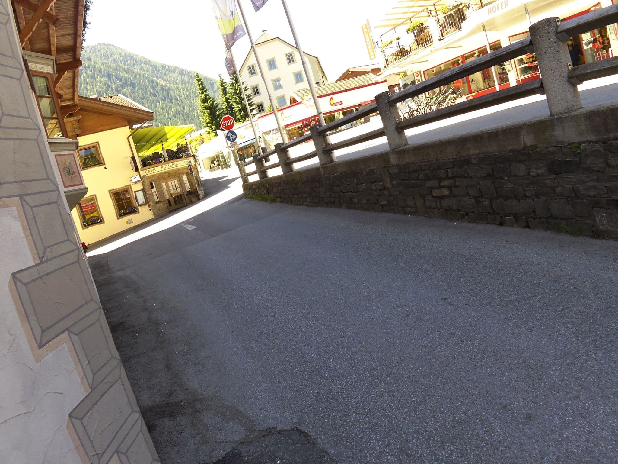 Street view near Hotel Restaurant Der Hoferwirt Neustift im Stubaital, Neustift im Stubaital — © chuck (CC BY-SA · Mapillary)