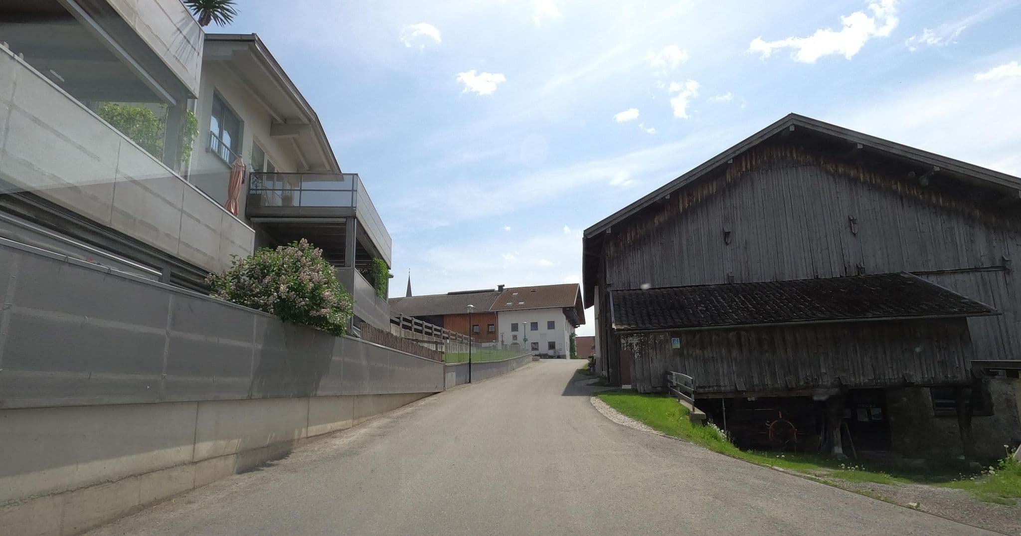 Street view near Patscher Hof, Patsch — © masterofnoroad (CC BY-SA · Mapillary)