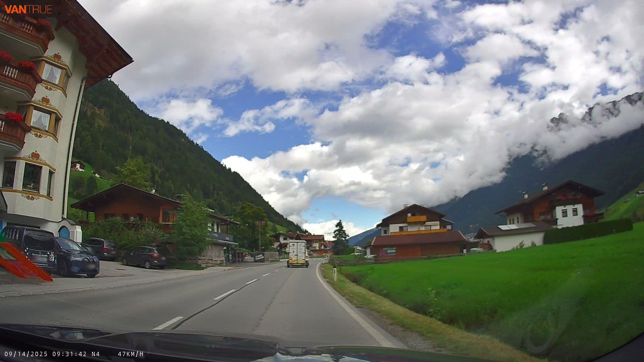 Street view near Hotel Der Stubaierhof**** Neustift, Neustift im Stubaital — © fcignat (CC BY-SA · Mapillary)