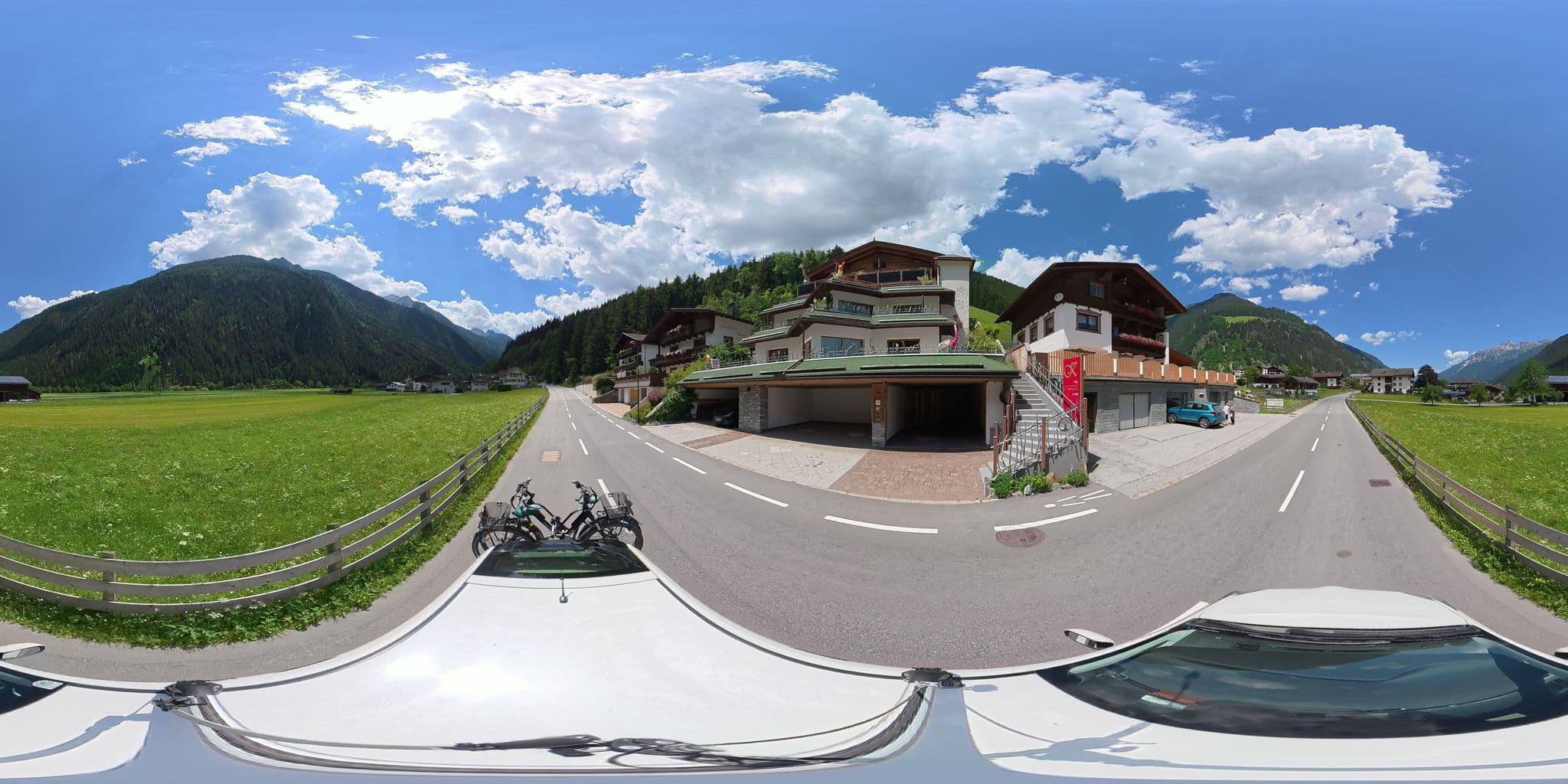 Street view near Apartment House Kartnaller, Neustift im Stubaital — © osmplus_org (CC BY-SA · Mapillary)