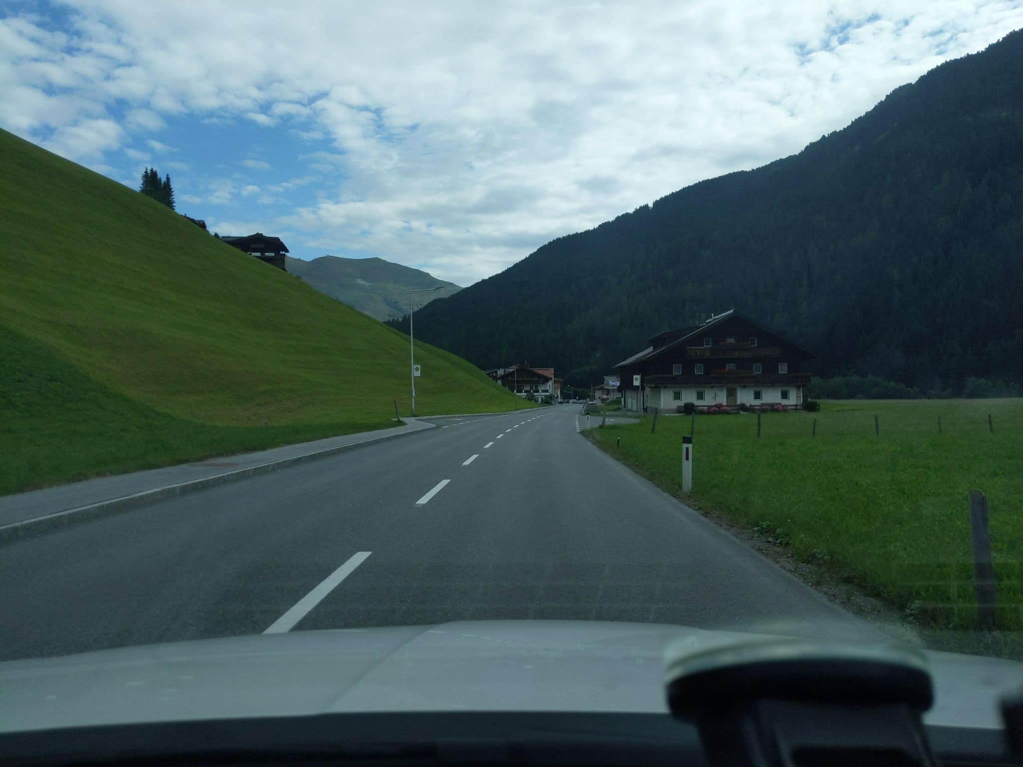Street view near Herbert Wechselberger, Tux — © littlefool (CC BY-SA · Mapillary)