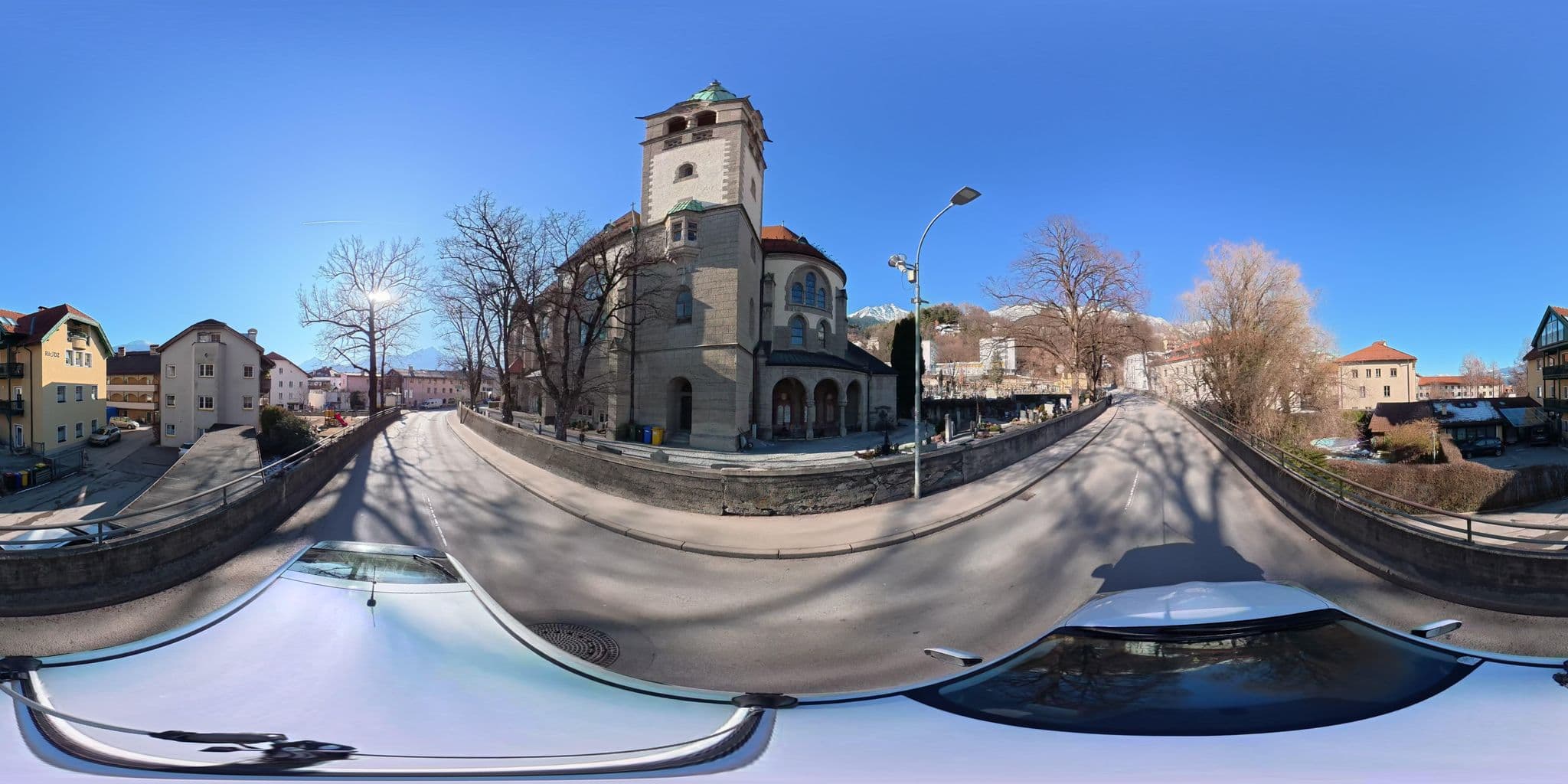 Street view near Riedz Appartments, Innsbruck — © osmplus_org (CC BY-SA · Mapillary)