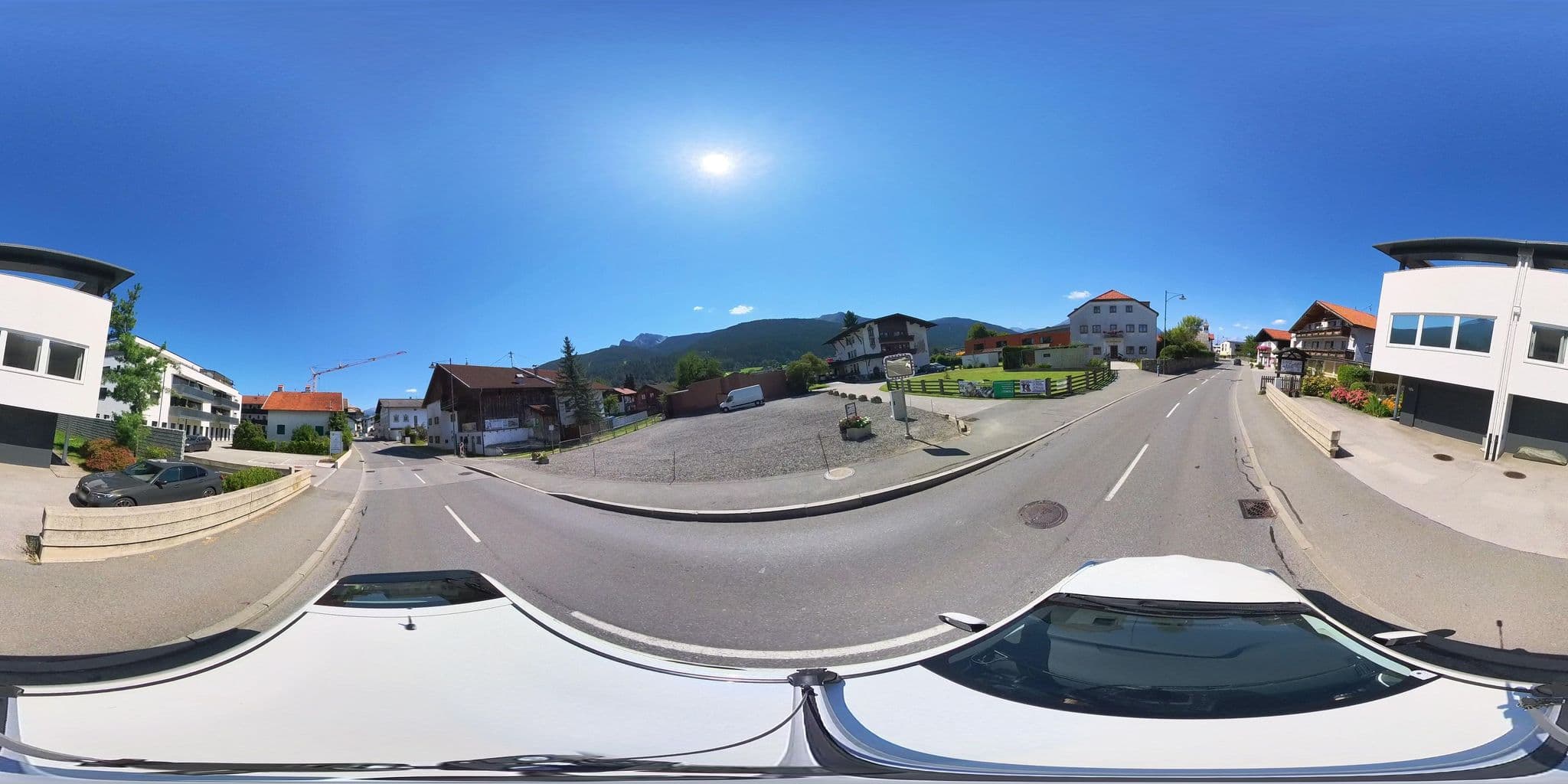 Street view near Pension Elisabeth, Götzens — © osmplus_org (CC BY-SA · Mapillary)