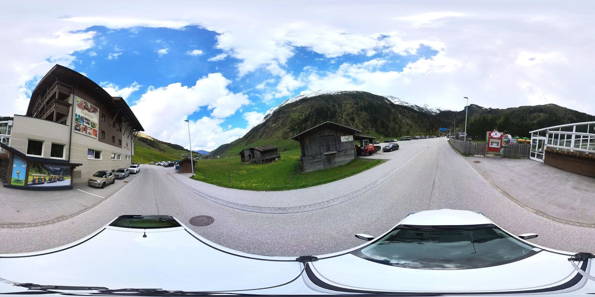 Street view near Hintertuxer Hof, Tux — © osmplus_org (CC BY-SA · Mapillary)