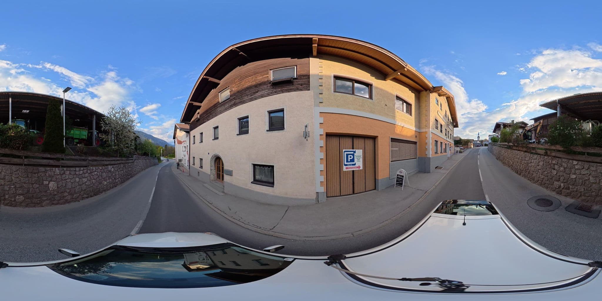 Street view near Hotel-Restaurant Vomperhof, Vomp — © osmplus_org (CC BY-SA · Mapillary)