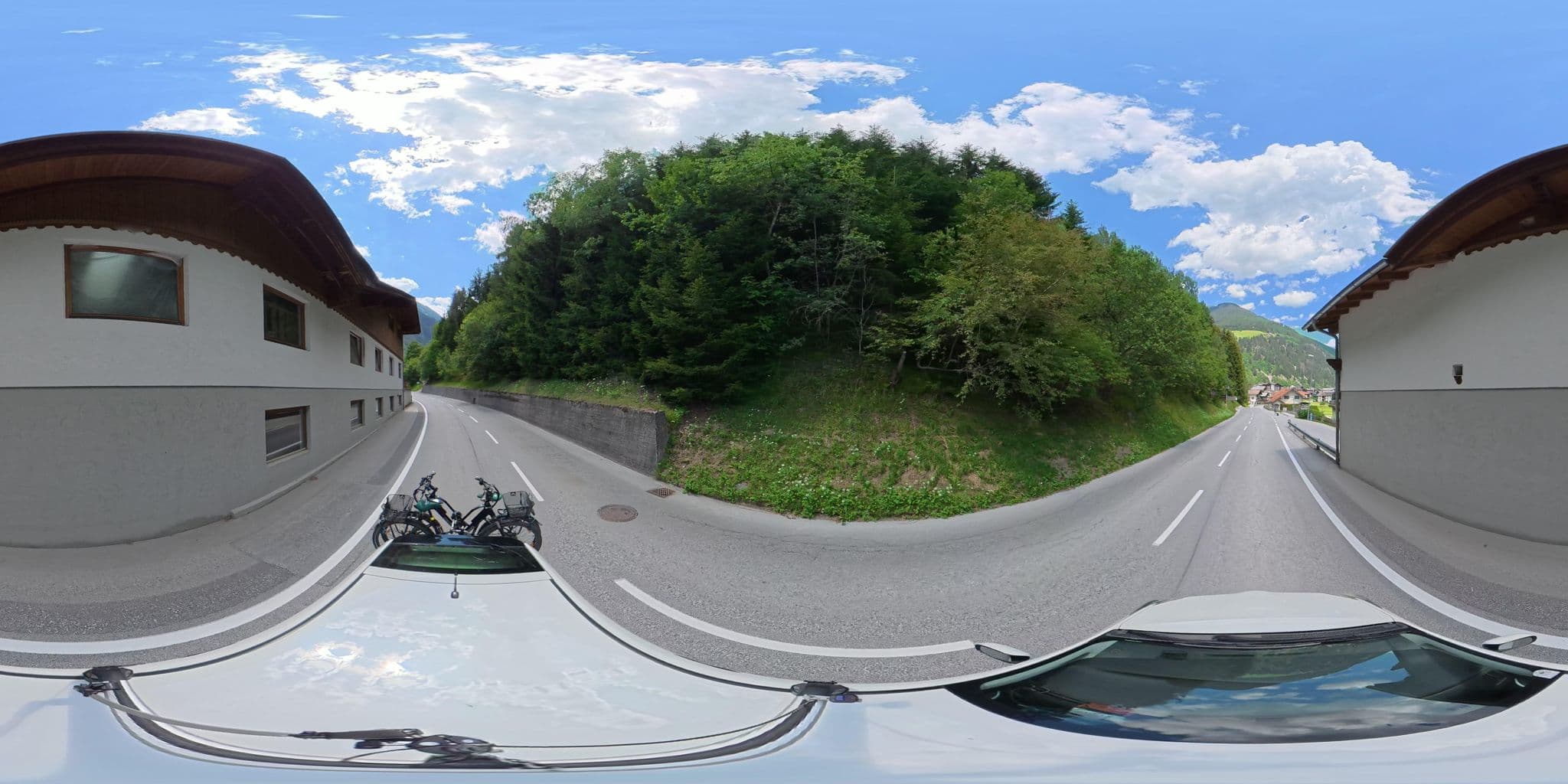 Street view near Gästehaus Luenerhof, Fam. Deflorian, Neustift im Stubaital — © osmplus_org (CC BY-SA · Mapillary)