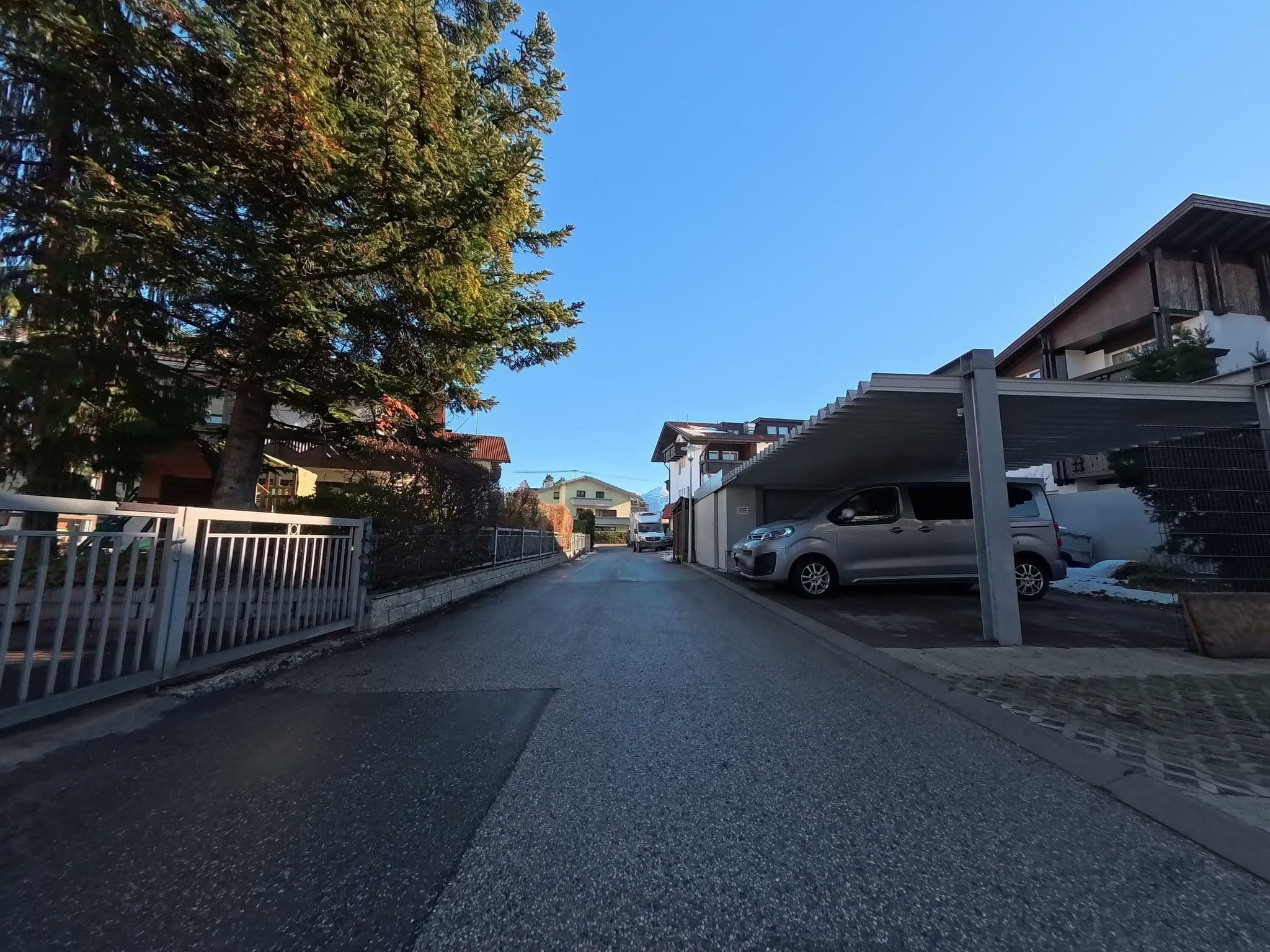Street view near Edelweiss, Götzens — © voyage-hors-saison (CC BY-SA · Mapillary)