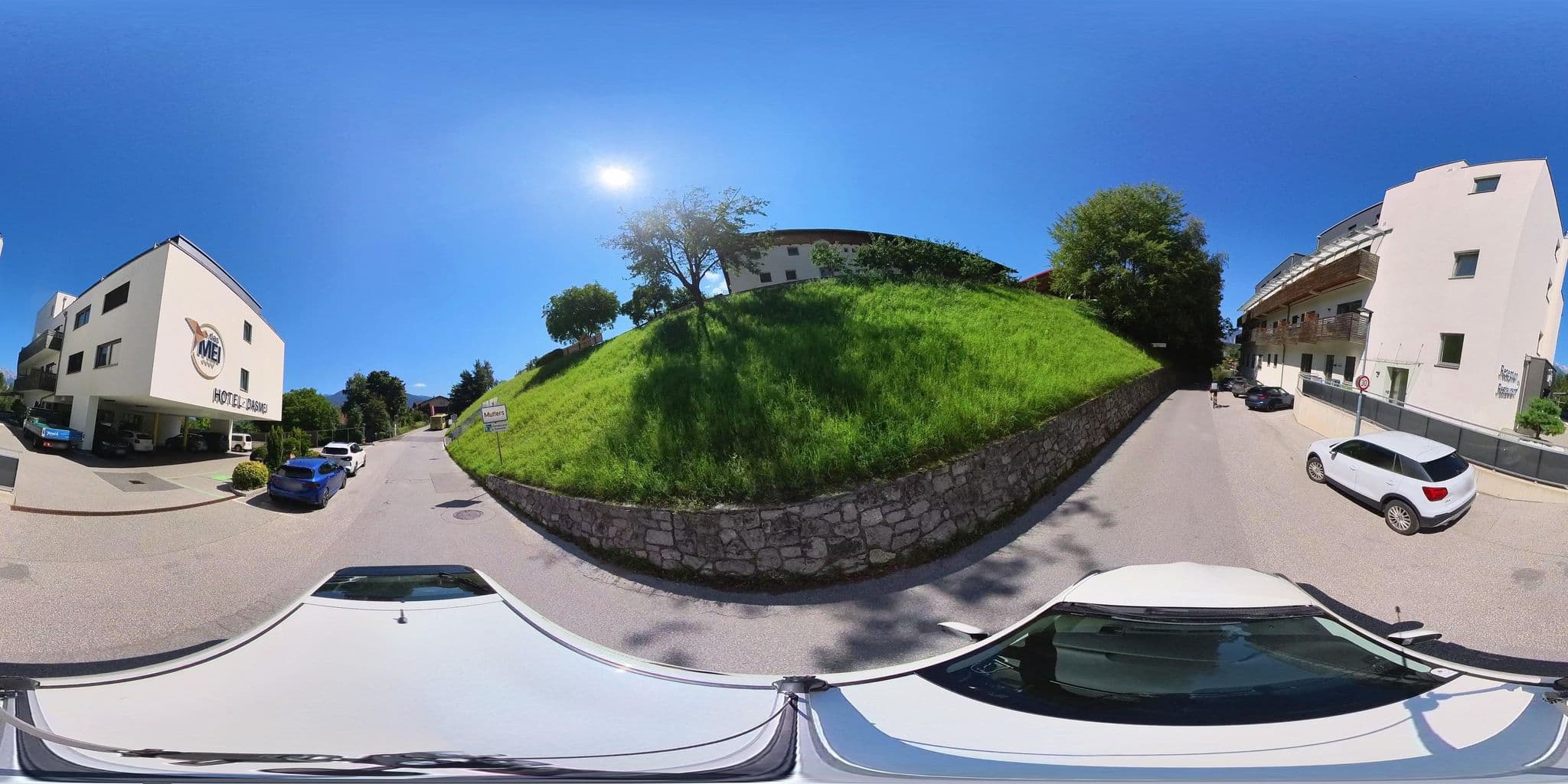 Street view near Muttererhof, Natters — © osmplus_org (CC BY-SA · Mapillary)