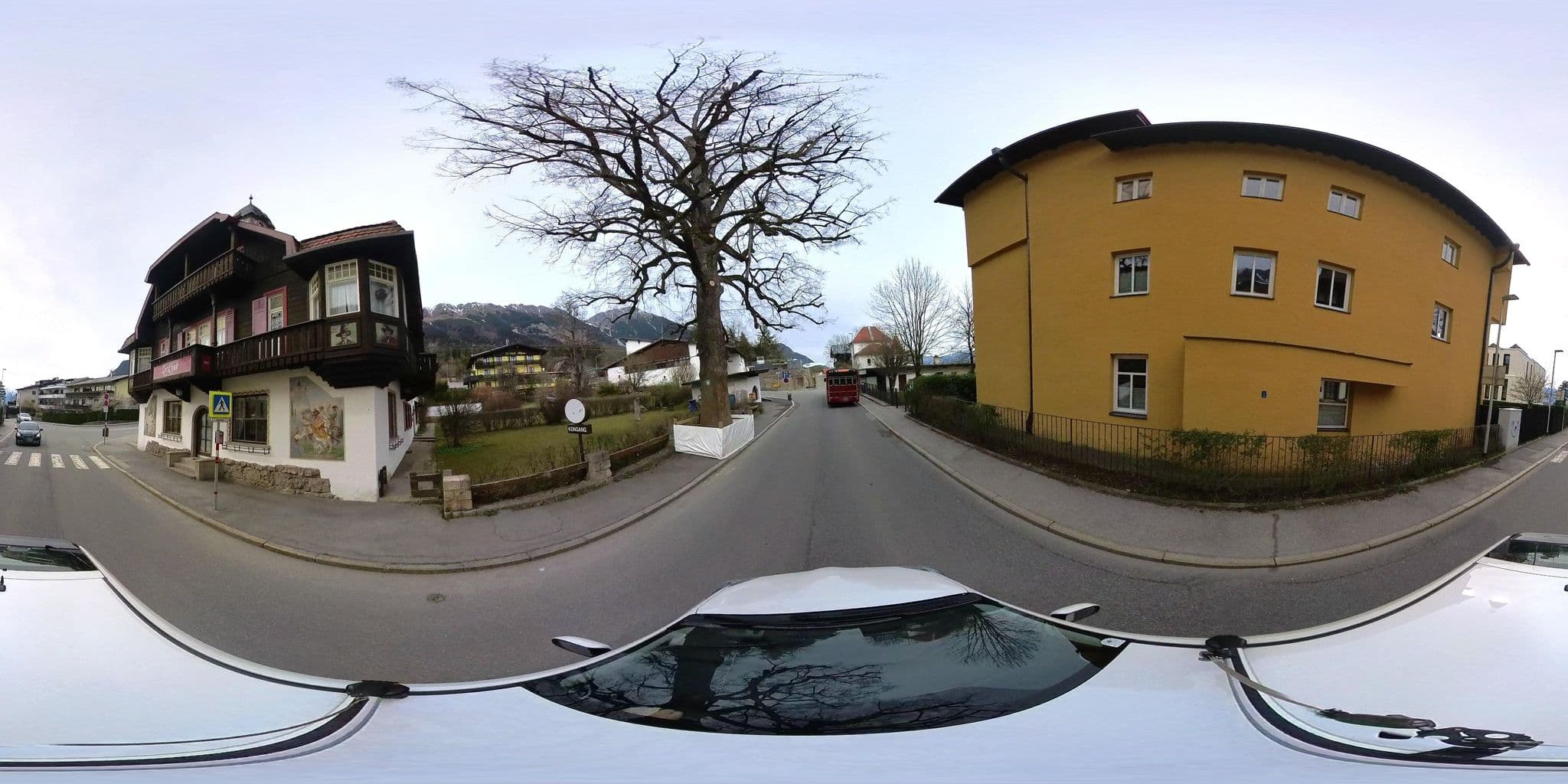 Street view near Hotel-Pension Zur Linde, Mühlau — © osmplus_org (CC BY-SA · Mapillary)